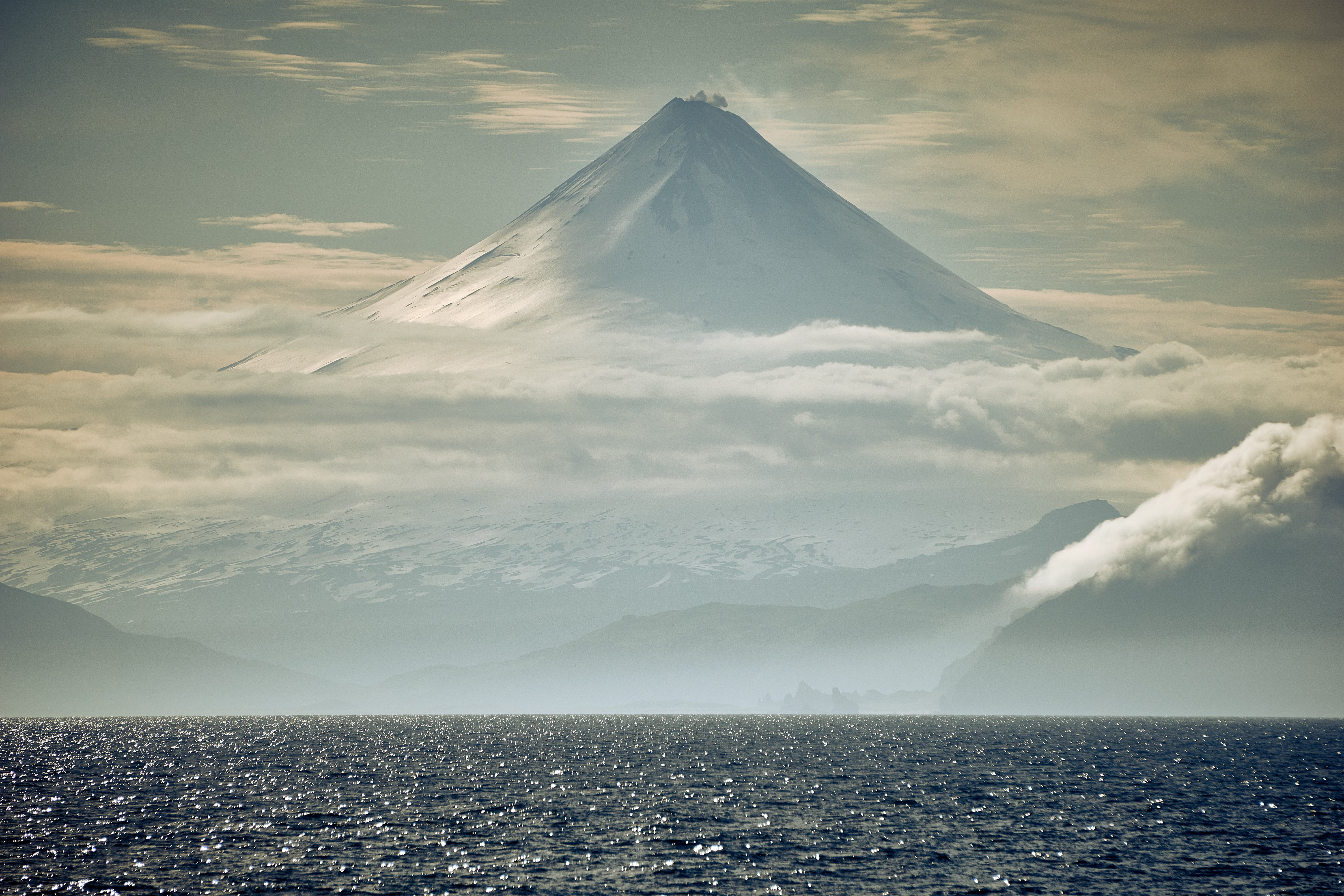 5K, mountain, photography, landscape photography, Aleutian Islands, E 55, Shishaldin, near, Unimak Island, snow, Alaska, sea, mountains, nature, landscape, HD Wallpaper