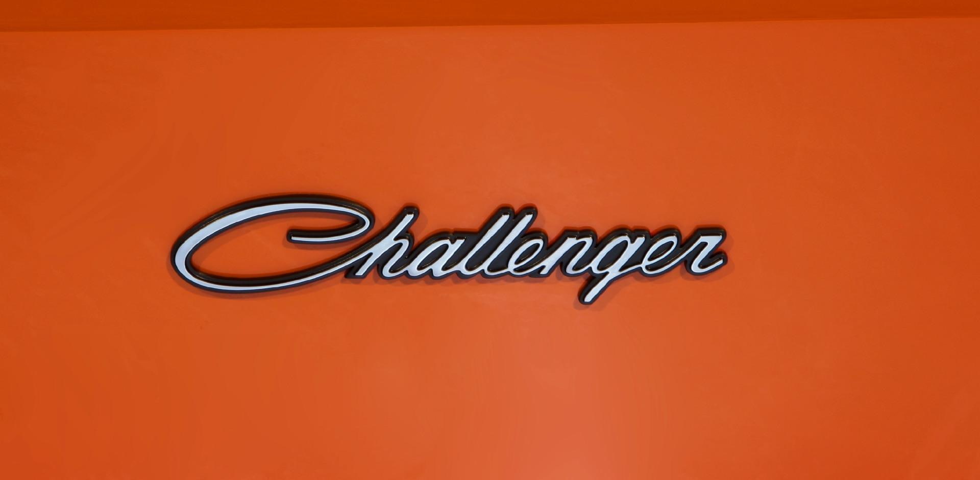 in a row, simplicity, package, dodge, orange background, red, colored background, scat, challenger, close-up, studio shot, accessibility, cut out, backgrounds, HD Wallpaper