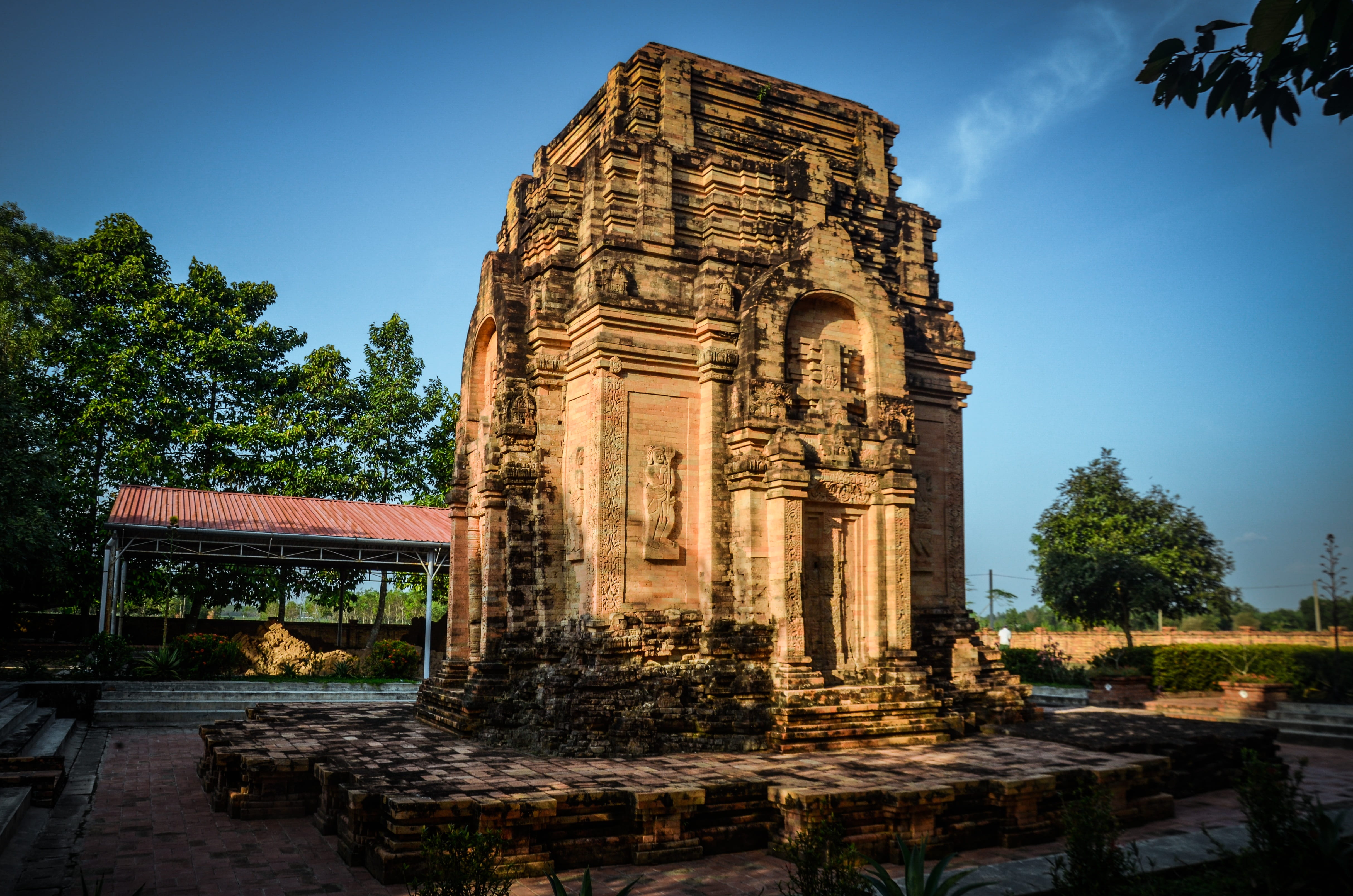 built structure, 4K, ancient civilization, tree, building, stone statues, travel destinations, spirituality, building exterior, architecture, build, plant, HD Wallpaper