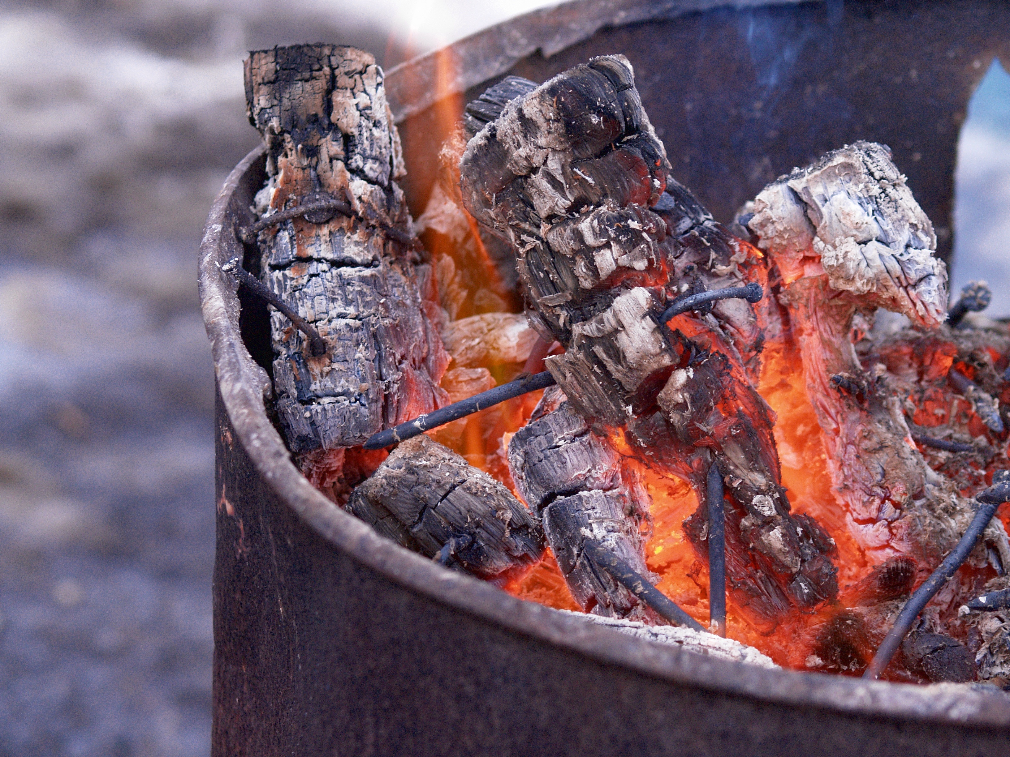 barbecue grill, burnt, rubbish, old drum, fire - natural phenomenon, metal, close-up, grungy, fire, rusty, food, meat, bonfire, preparation, preparing food, HD Wallpaper