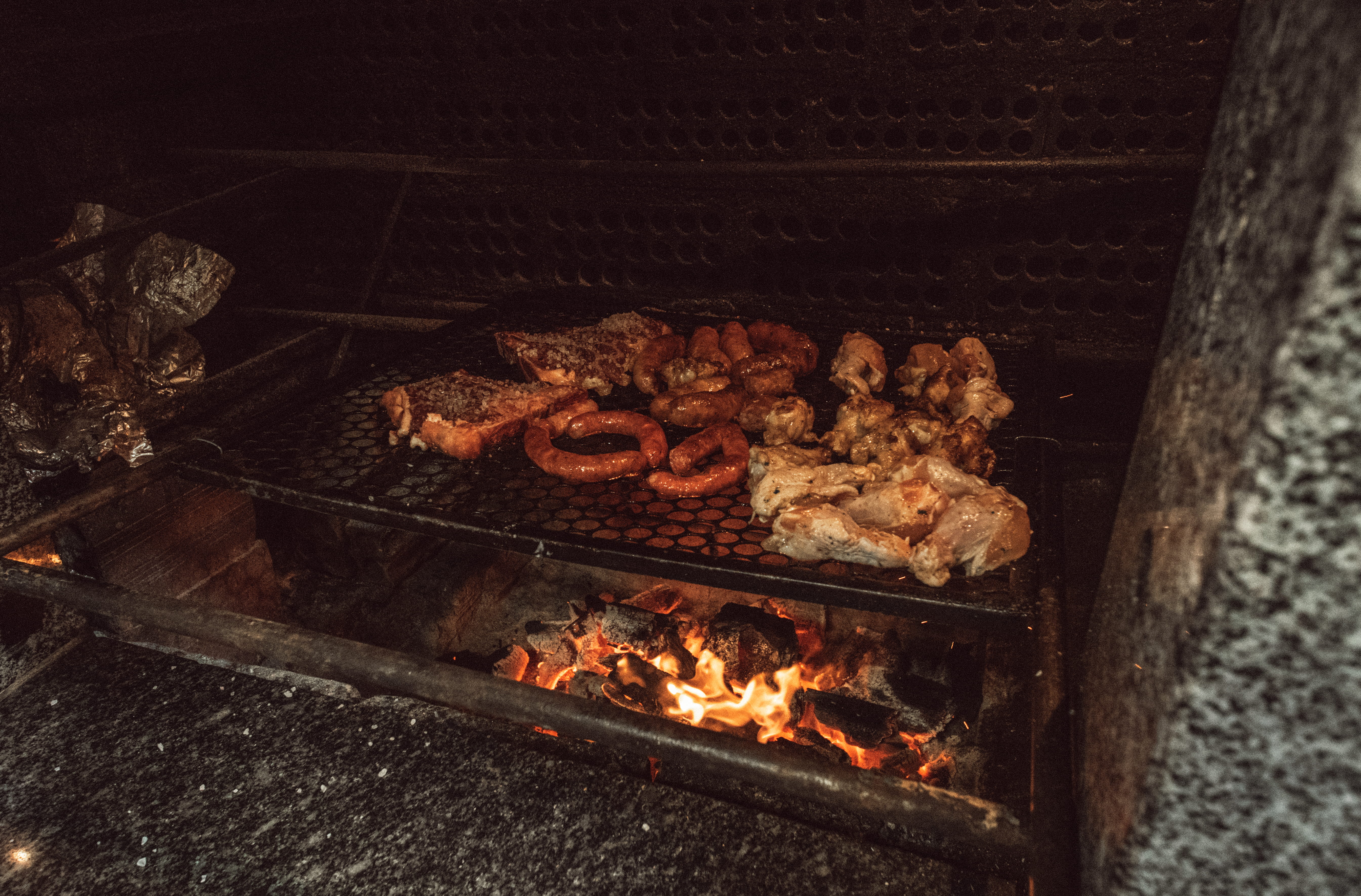 lunch, hot, burnt, cooking, heat - temperature, black, food, close-up, oven, grilled, 5K, preparing food, nature, nighttime, wood, picnic, preparation, HD Wallpaper
