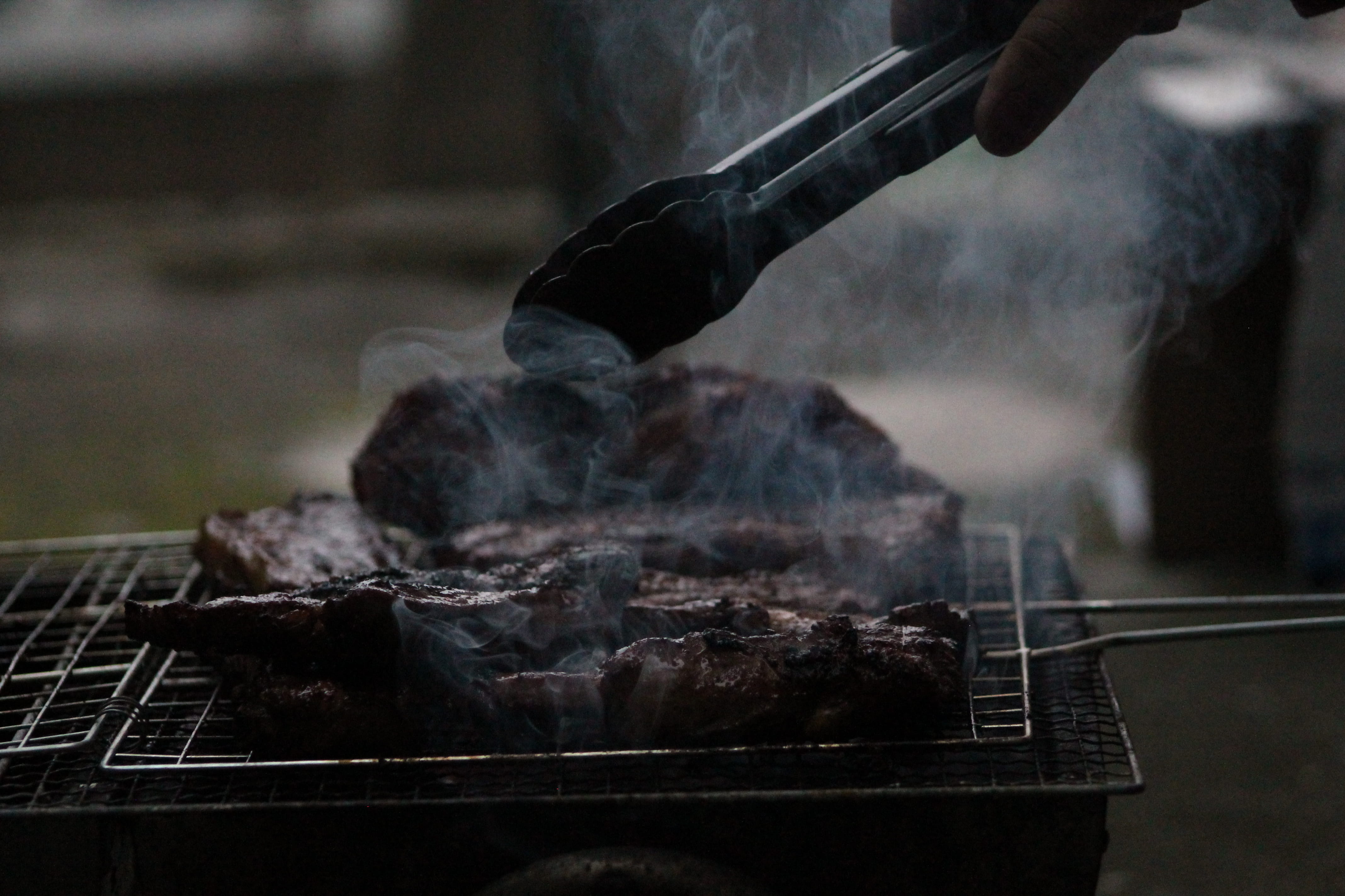 smoke, steak, day, hand, Grill, grilling, bbq, 4K, focus on foreground, holding, outdoors, smoke - Physical Structure, cooking, preparing food, beef, food, HD Wallpaper