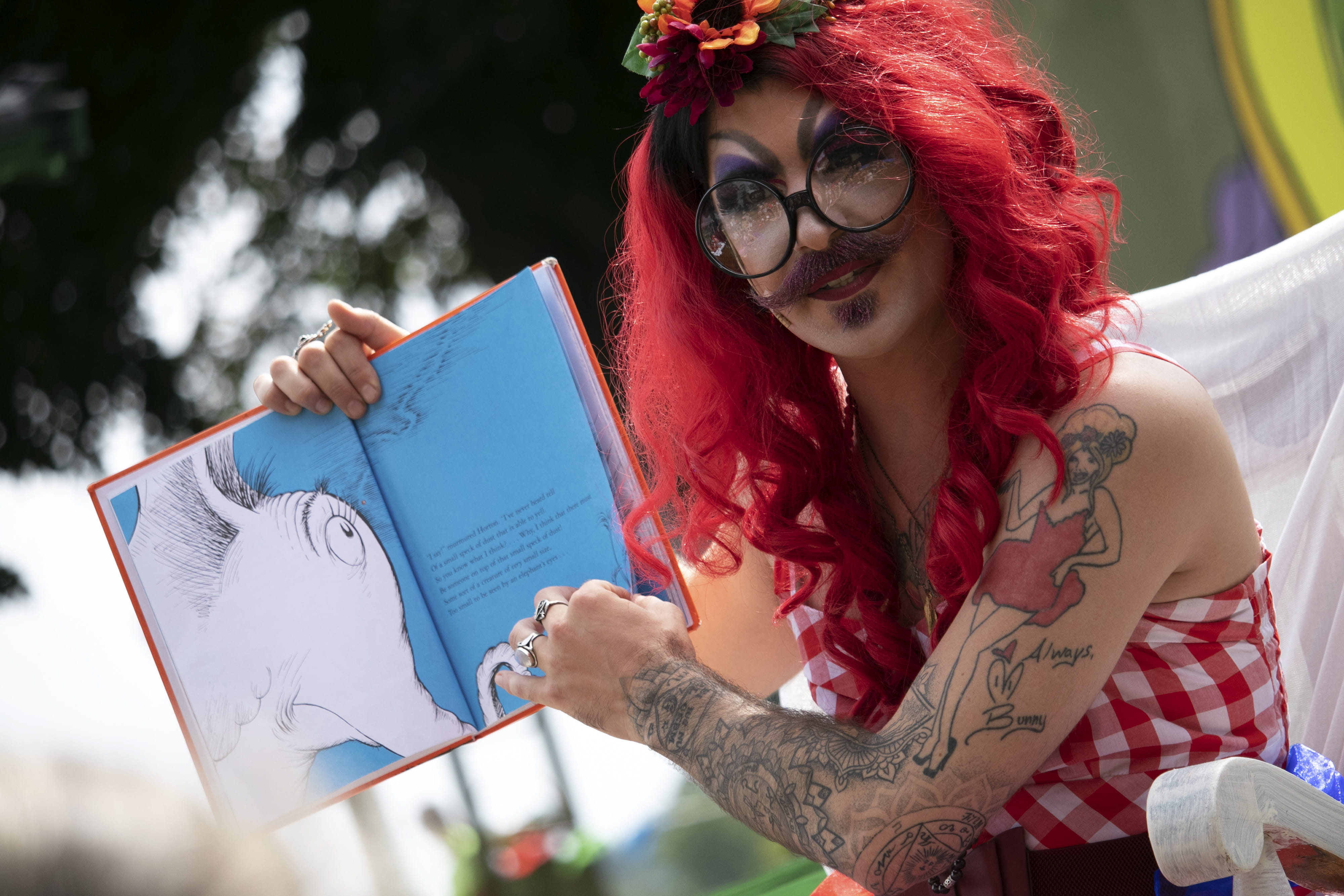 casual clothing, women, lgbtq, drag queen story hour, portsmouth, united states, glasses, one person, performance, day, reading, adult, dyed hair, 4K, HD Wallpaper