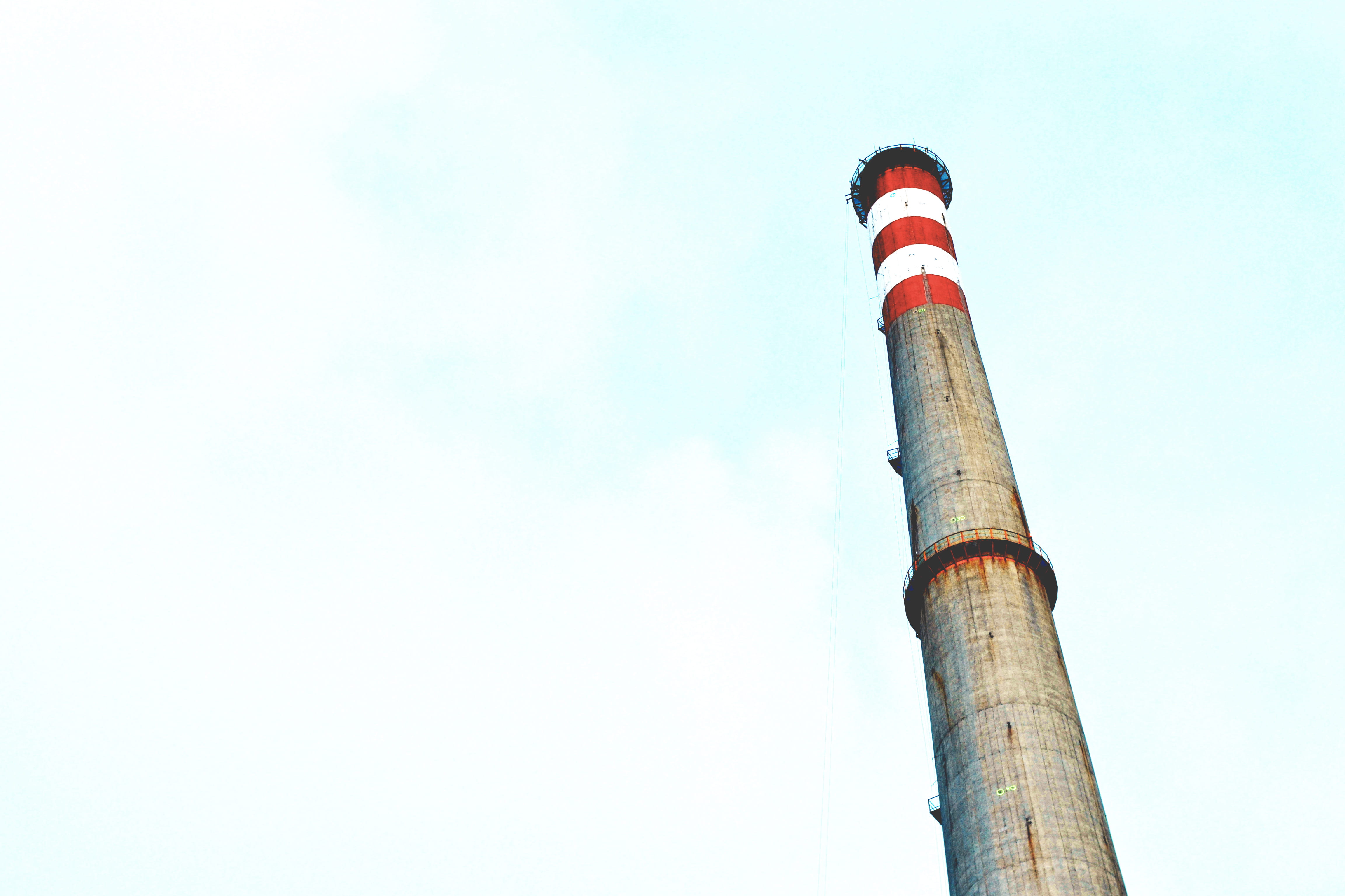 smoke stack, no people, manufacturation, energy, low angle view, tall - high, striped, environment, day, society, structure, nature, manufacture, climatic, HD Wallpaper
