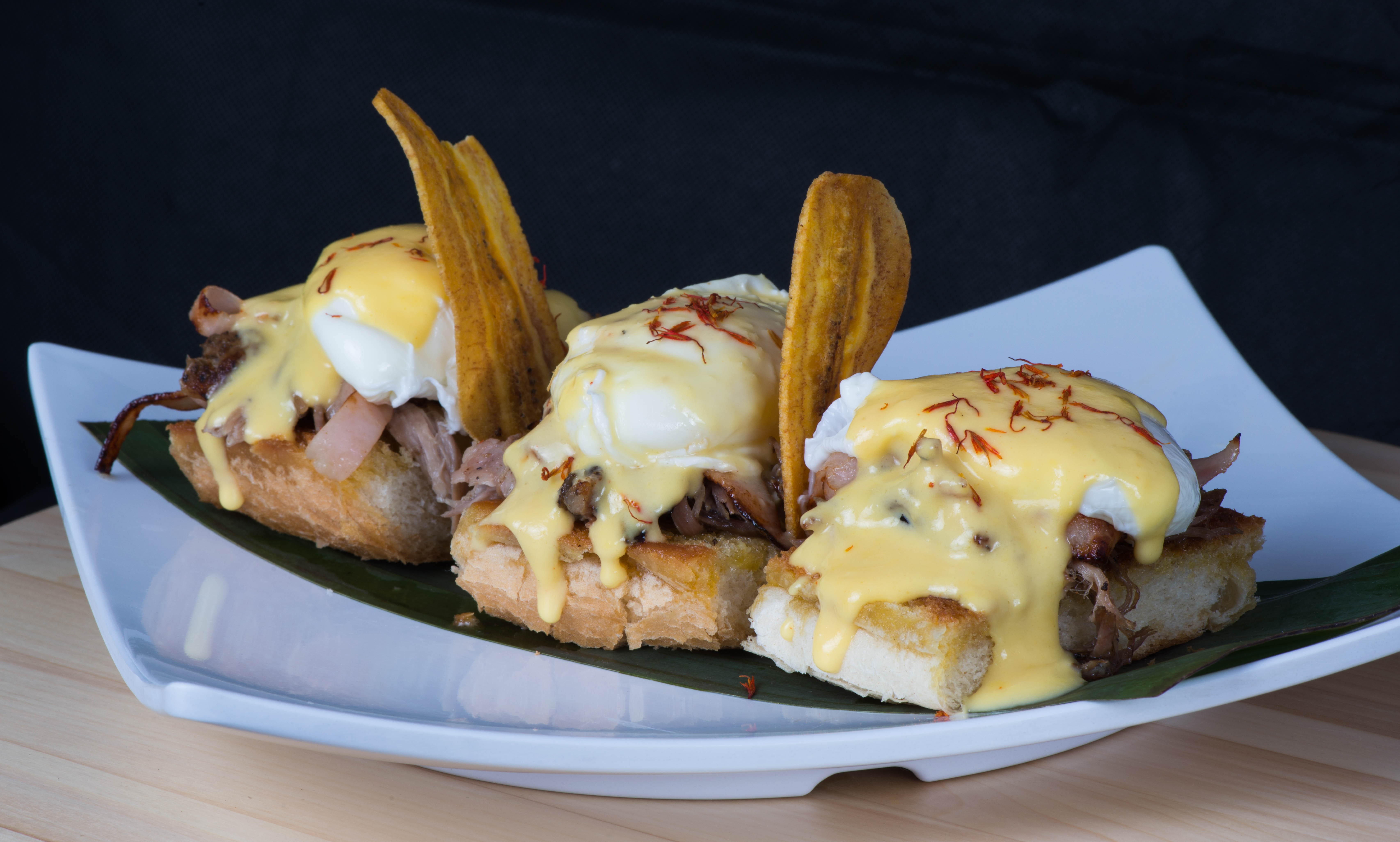 breakfast, snack, cuban, dish, cuisine, dairy product, food and drink, benedict, bread, still life, plate, ready-to-eat, brunch, eating, indoors, eggs benedict, HD Wallpaper
