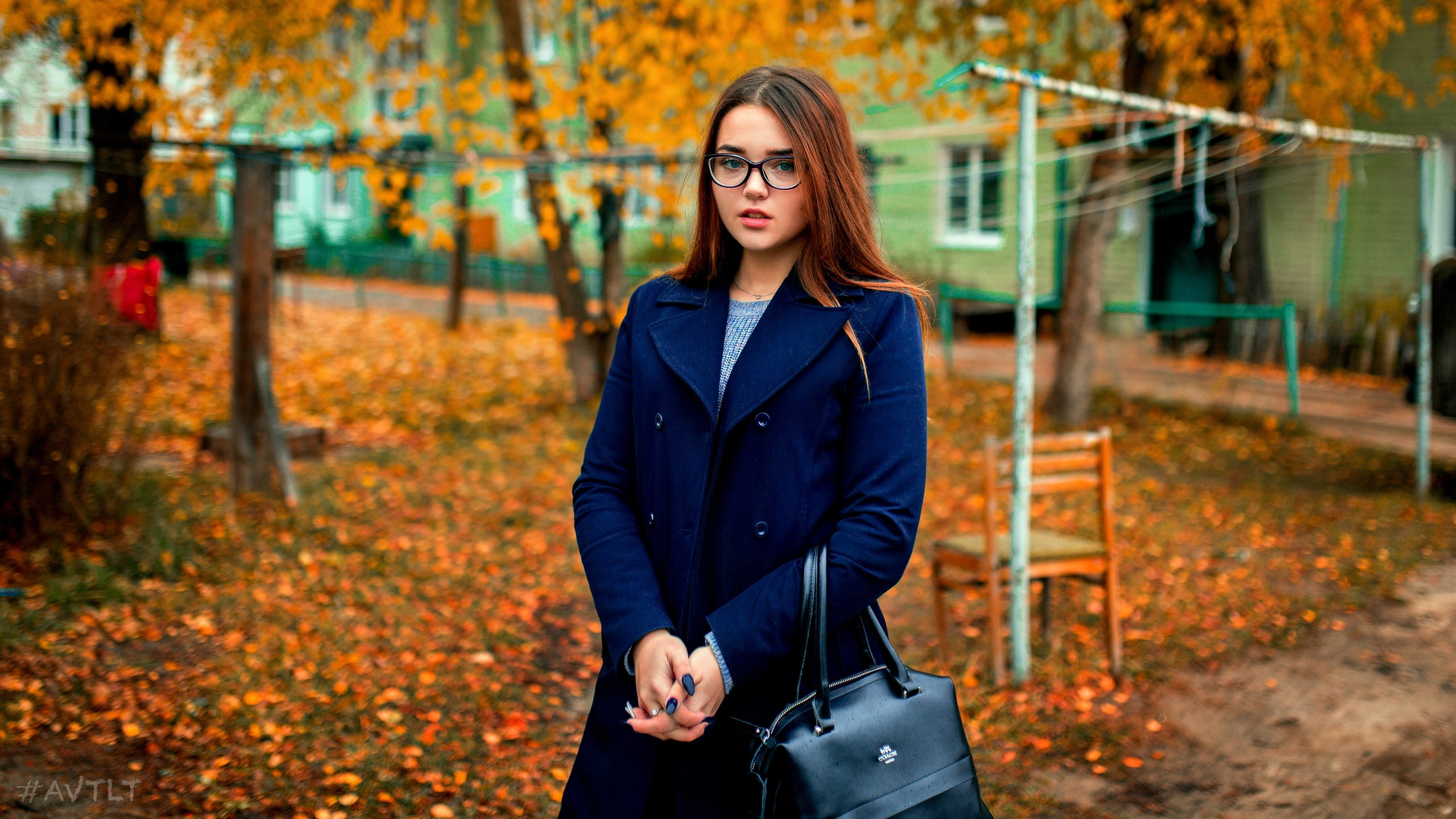 plant part, tree, coats, leaf, depth of field, nature, brunette, handbags, trees, real people, focus on foreground, lifestyles, photography, young adult, HD Wallpaper