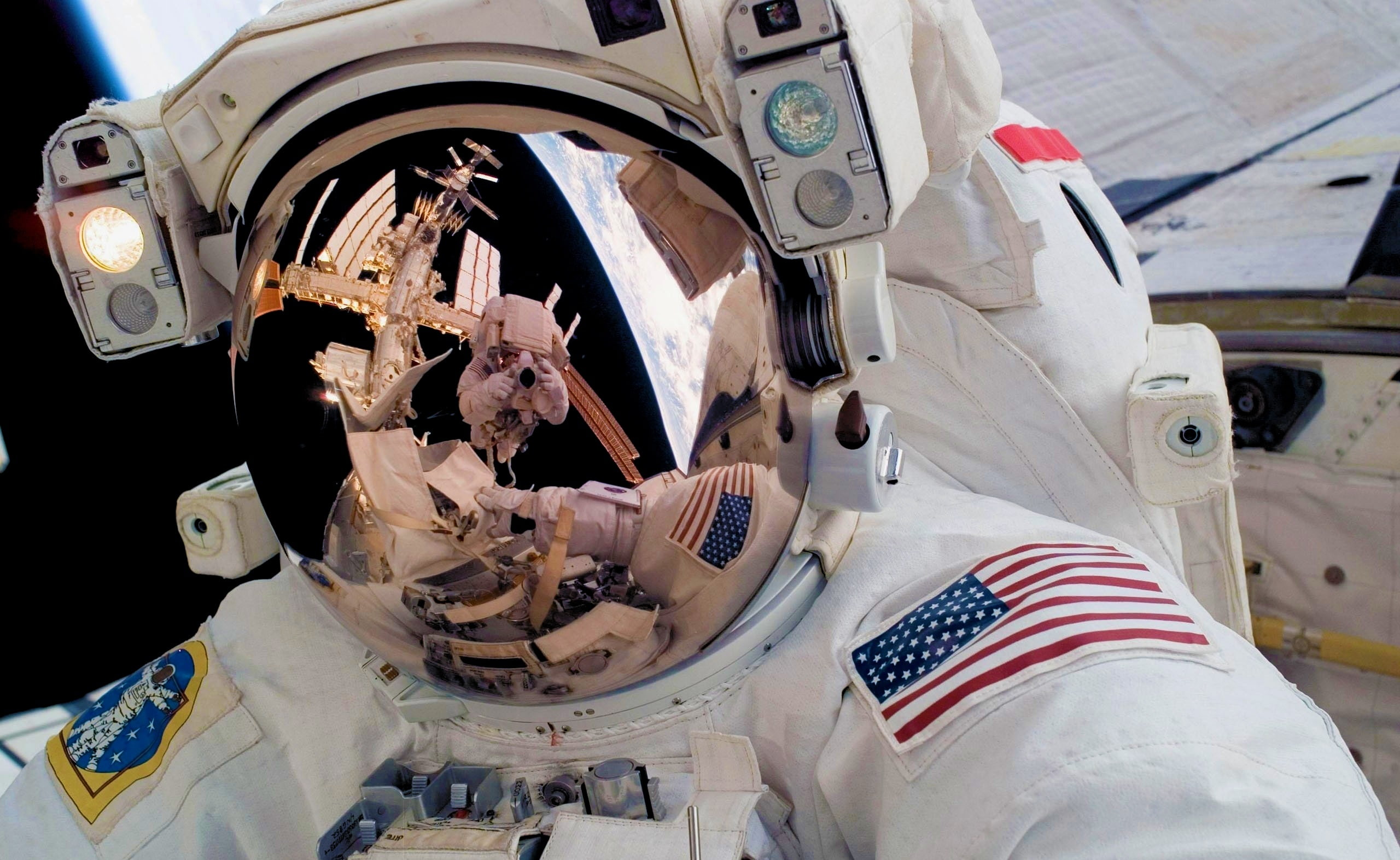 white, machinery, technology, flag, land vehicle, Space, close-up, transportation, control, healthcare and medicine, day, motor vehicle, astronaut, indoors, HD Wallpaper