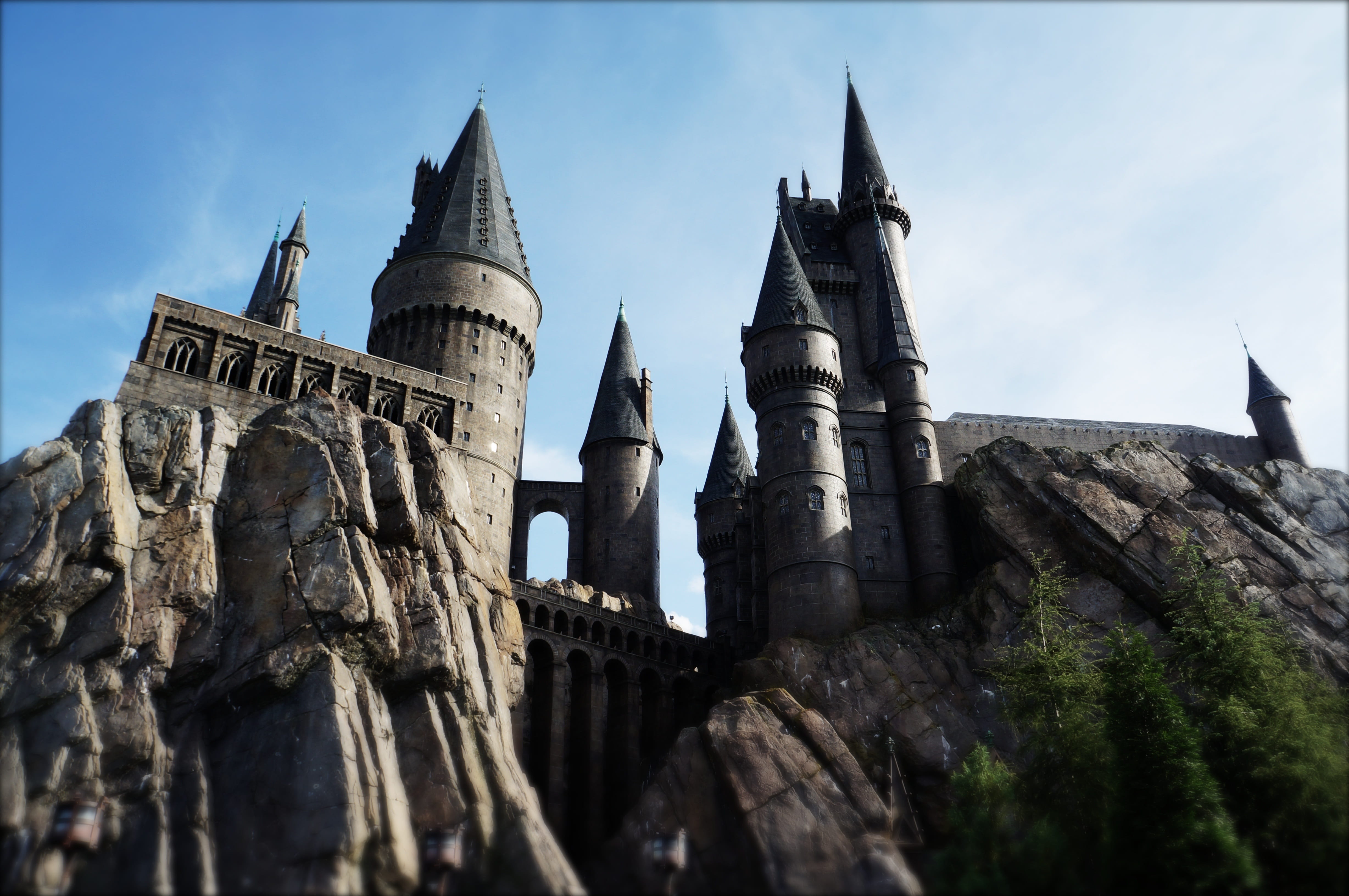 tourism, nature, gothic style, no people, places of interest, middle ages, travel, castle, building exterior, building, spire, daytime, harry potter park, HD Wallpaper
