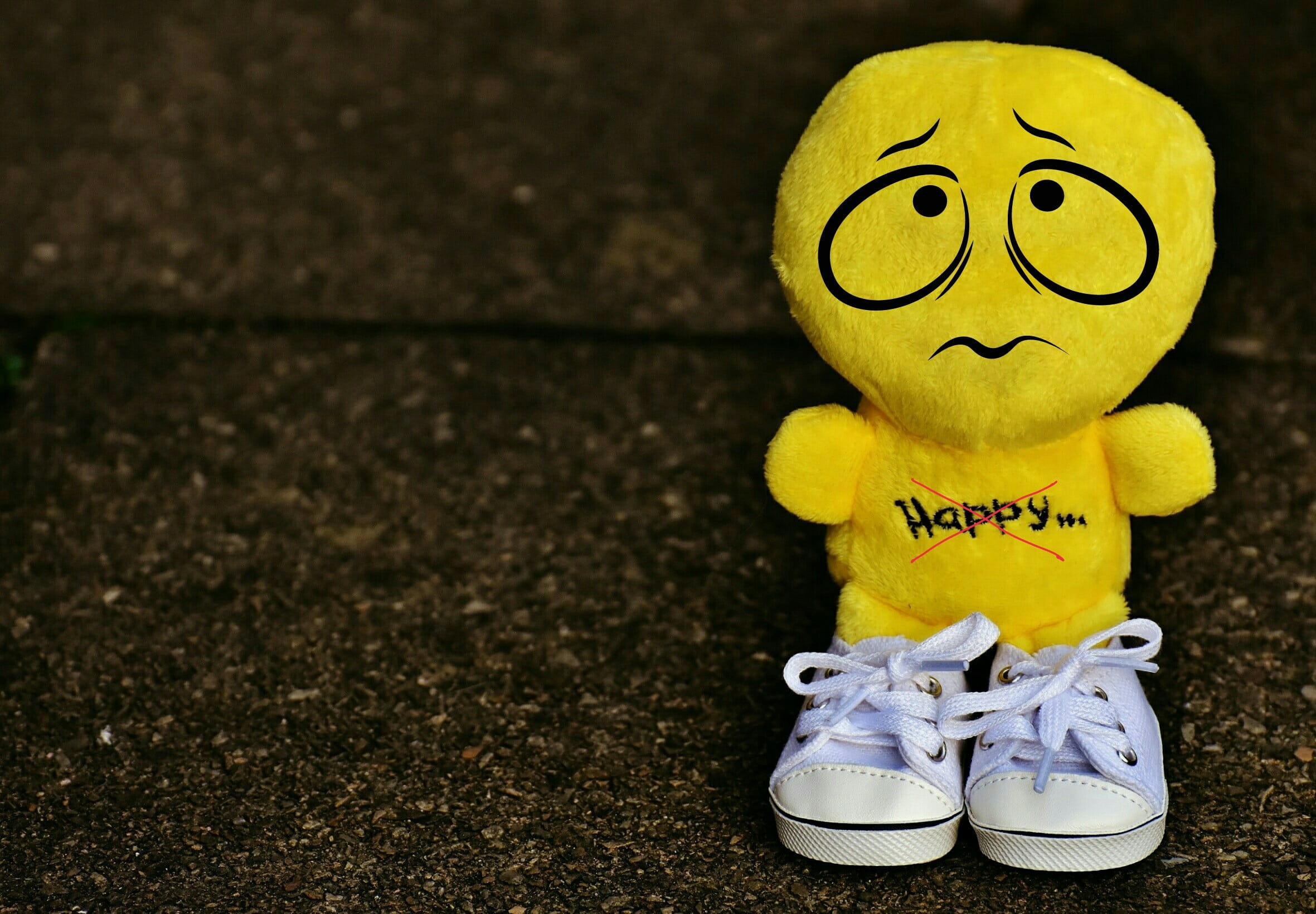 humor, sweet, indoors, group of objects, fun, no people, funny, plush, anthropomorphic smiley face, yellow, toy, absence, happy, smiley, pair, keep smiling, HD Wallpaper