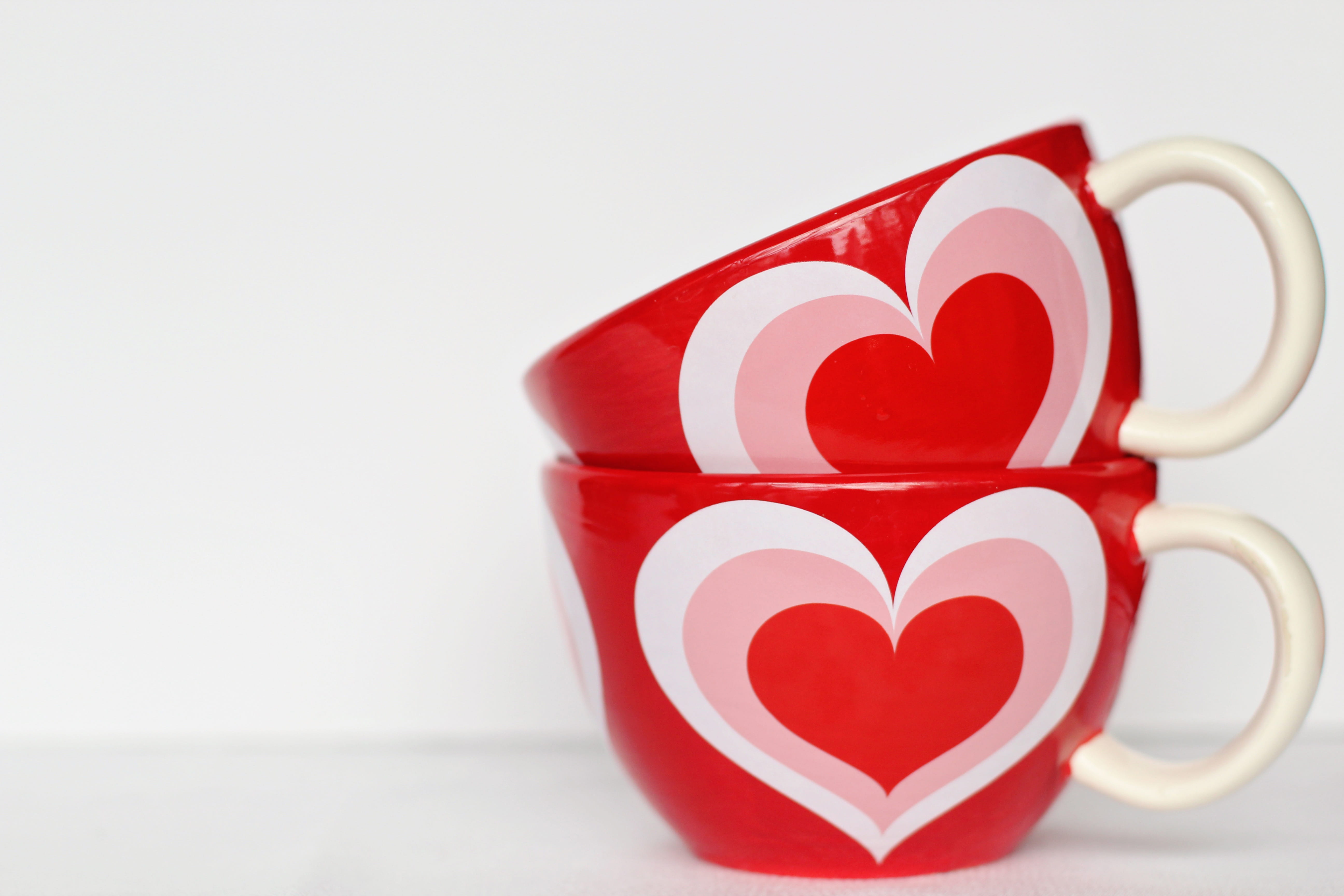 hot drink, drink, food/Drink, emotion, close-up, tea Cup, food and drink, gift, 5K, cups, heart Shape, still life, coffee Cup, indoors, valentines, drinks, HD Wallpaper
