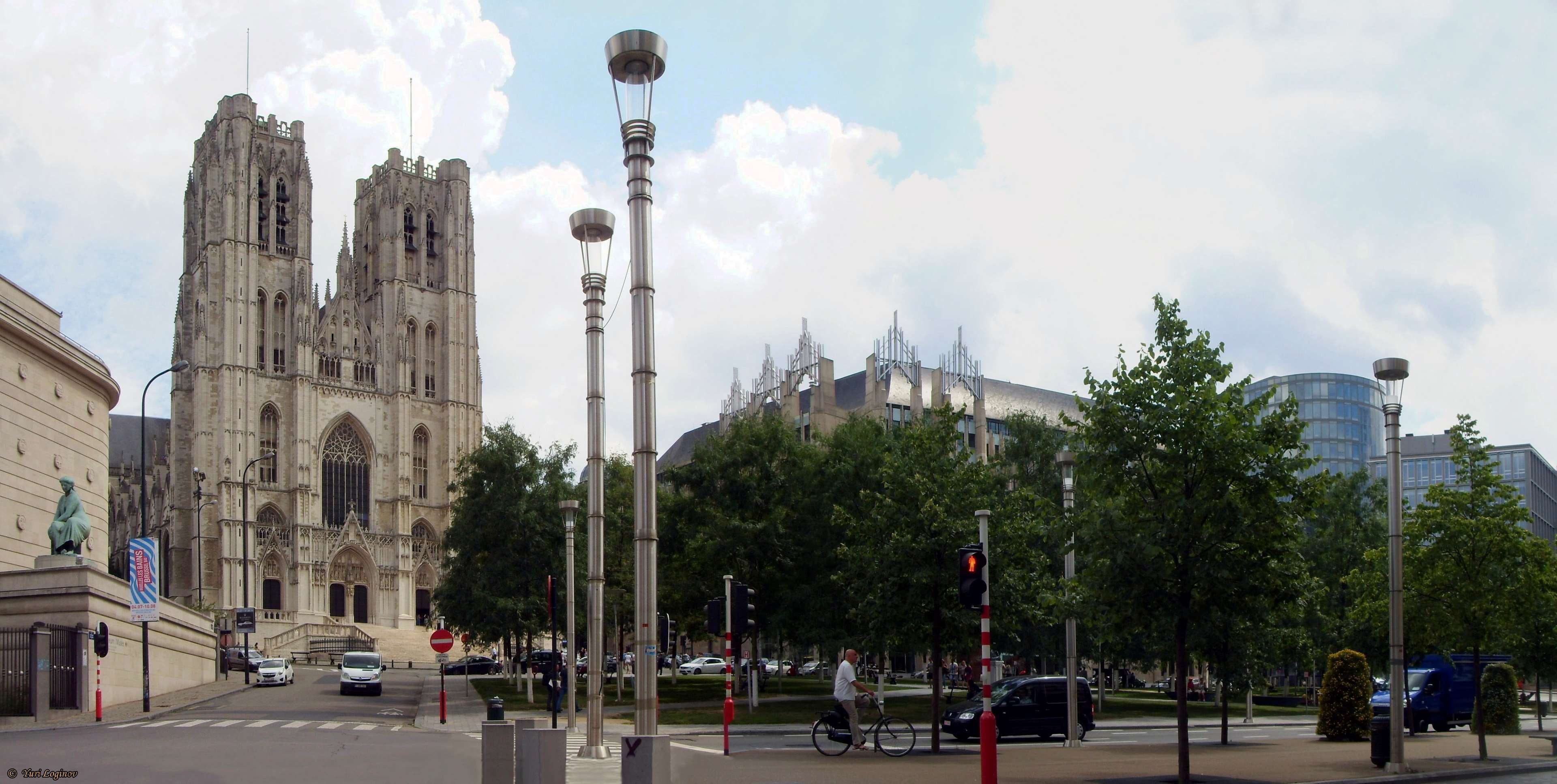 sky, brussels, land vehicle, architecture, belief, mode of transportation, cathdrale saints michel et gudule, outdoors, tree, day, place of worship, bruxelles, HD Wallpaper
