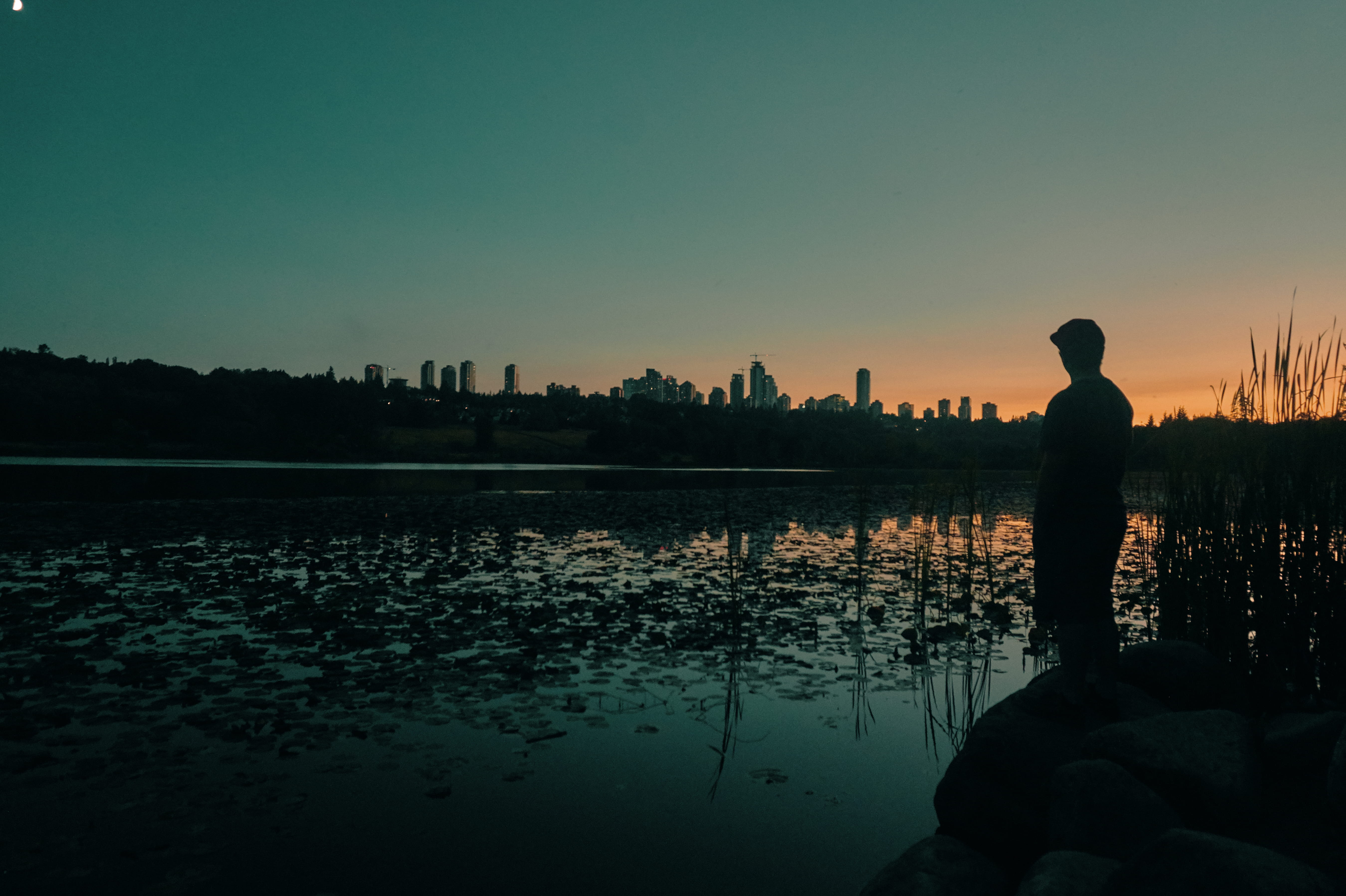 peaceful, sky, sentimental, 5K, urban, reflection, city, building exterior, architecture, people, leisure activity, real people, clear sky, copy space, HD Wallpaper