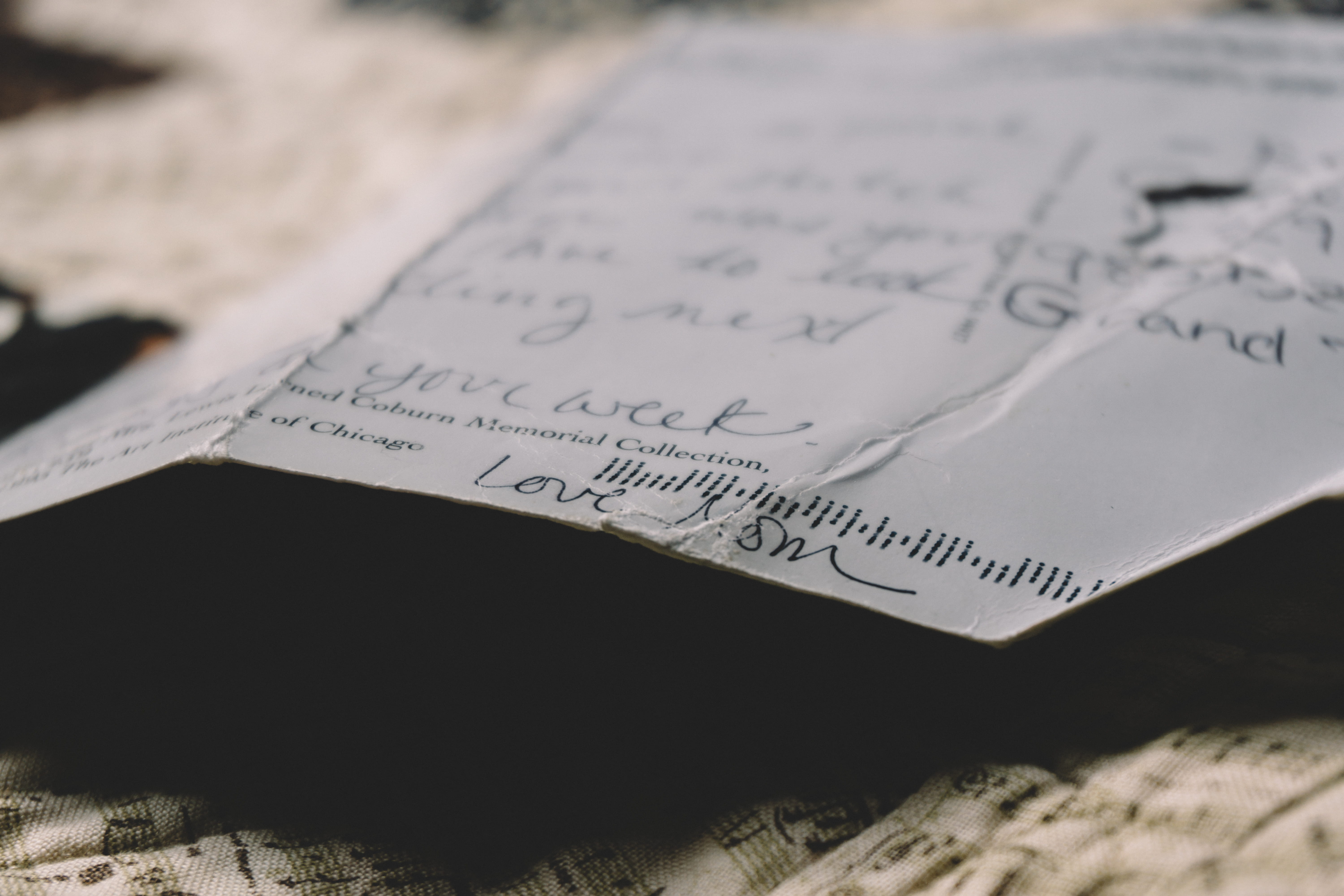 sheet, book, focus on foreground, no people, text, sentimental, note, high angle view, 5K, publication, thoughtful, open, mom, love, still life, day, western script, HD Wallpaper