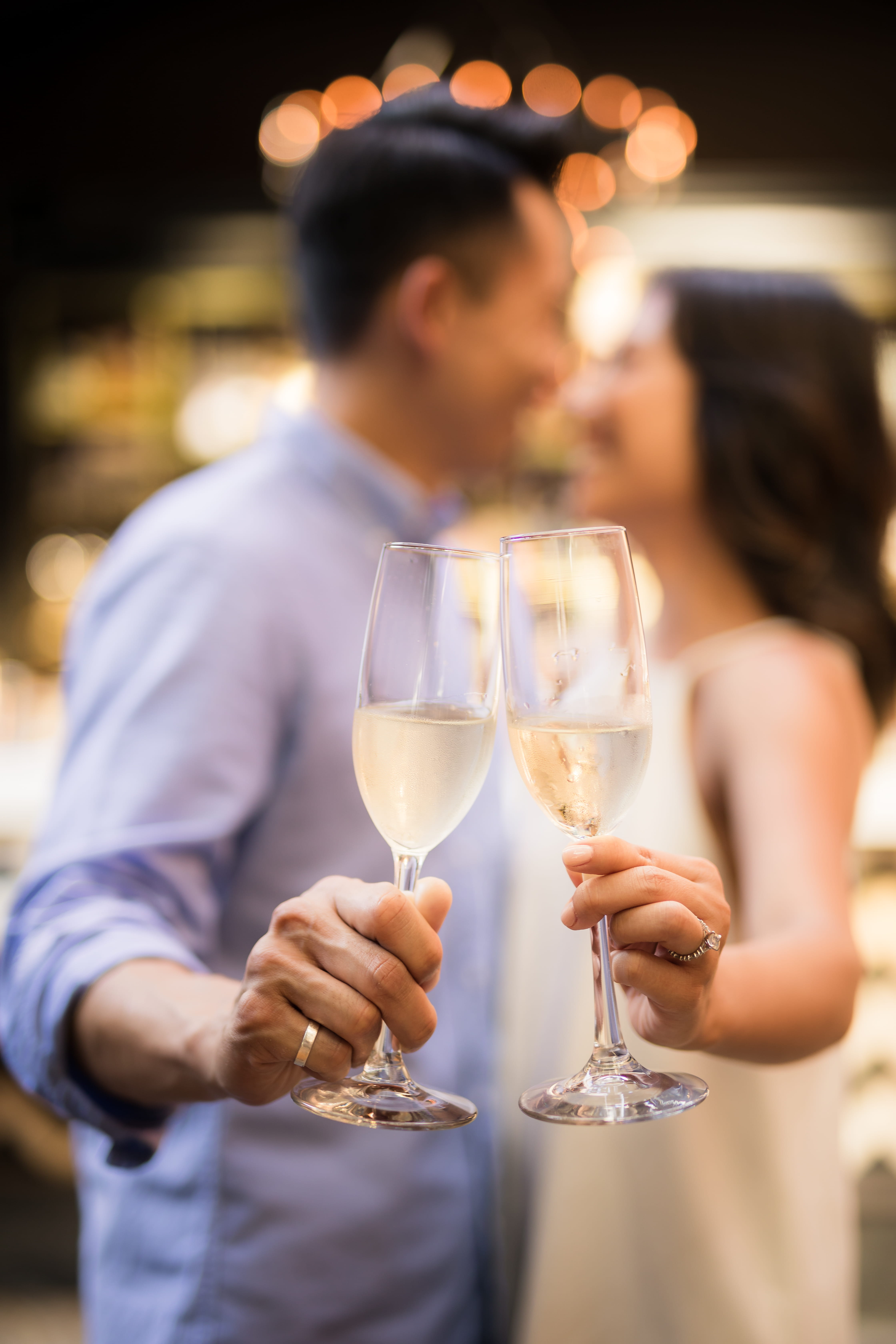 celebration, men, celebratory toast, focus, couple, love, adult, glass, couple - relationship, smiling, wine, togetherness, lifestyle, marriage, 5K, women, Phone HD Wallpaper