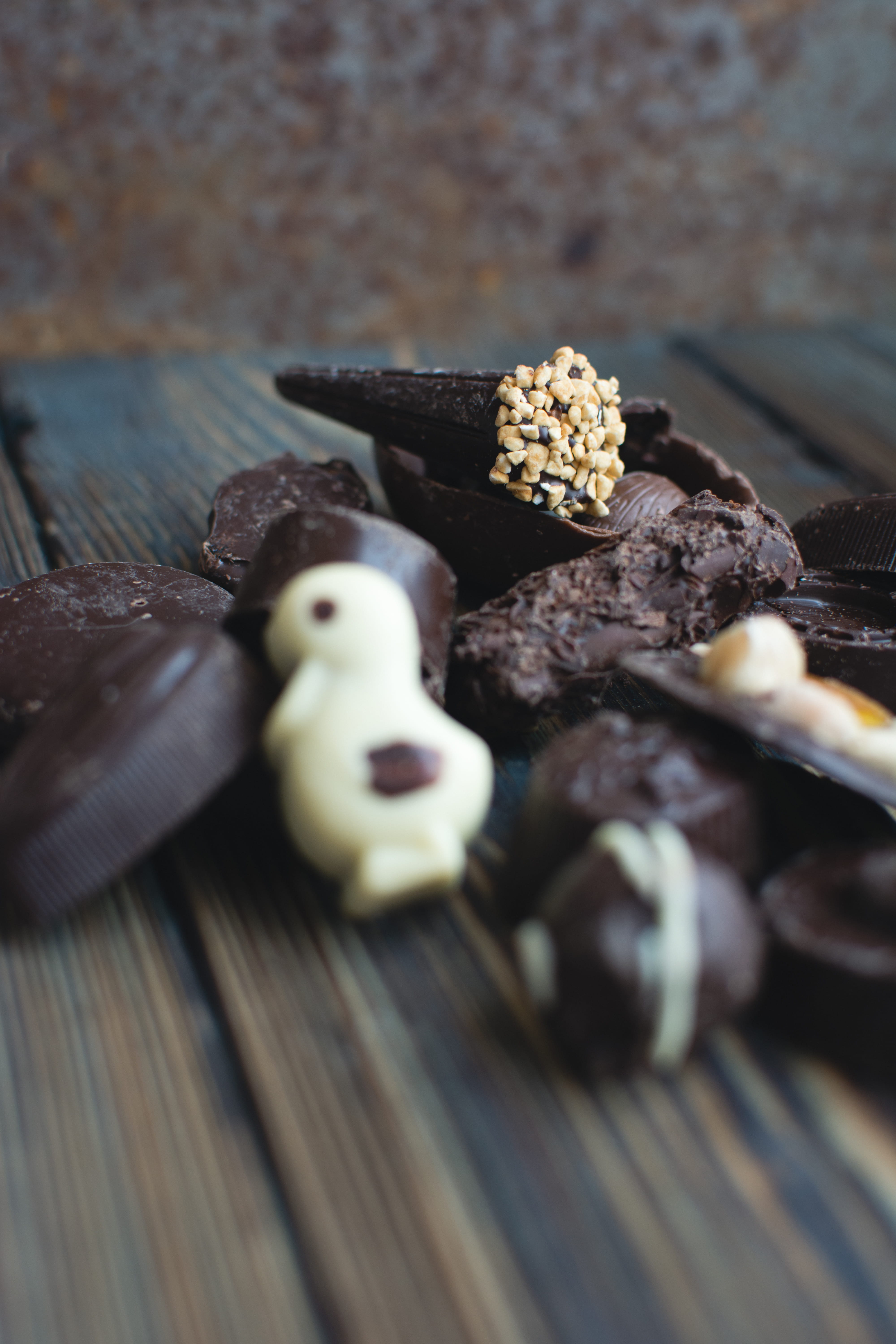 cookie, close-up, pralines, gourmet, refreshment, chocolate Candy, ready-to-eat, treat, indulgence, sweet Food, table, japanese food, wellbeing, wood - Material, Phone HD Wallpaper