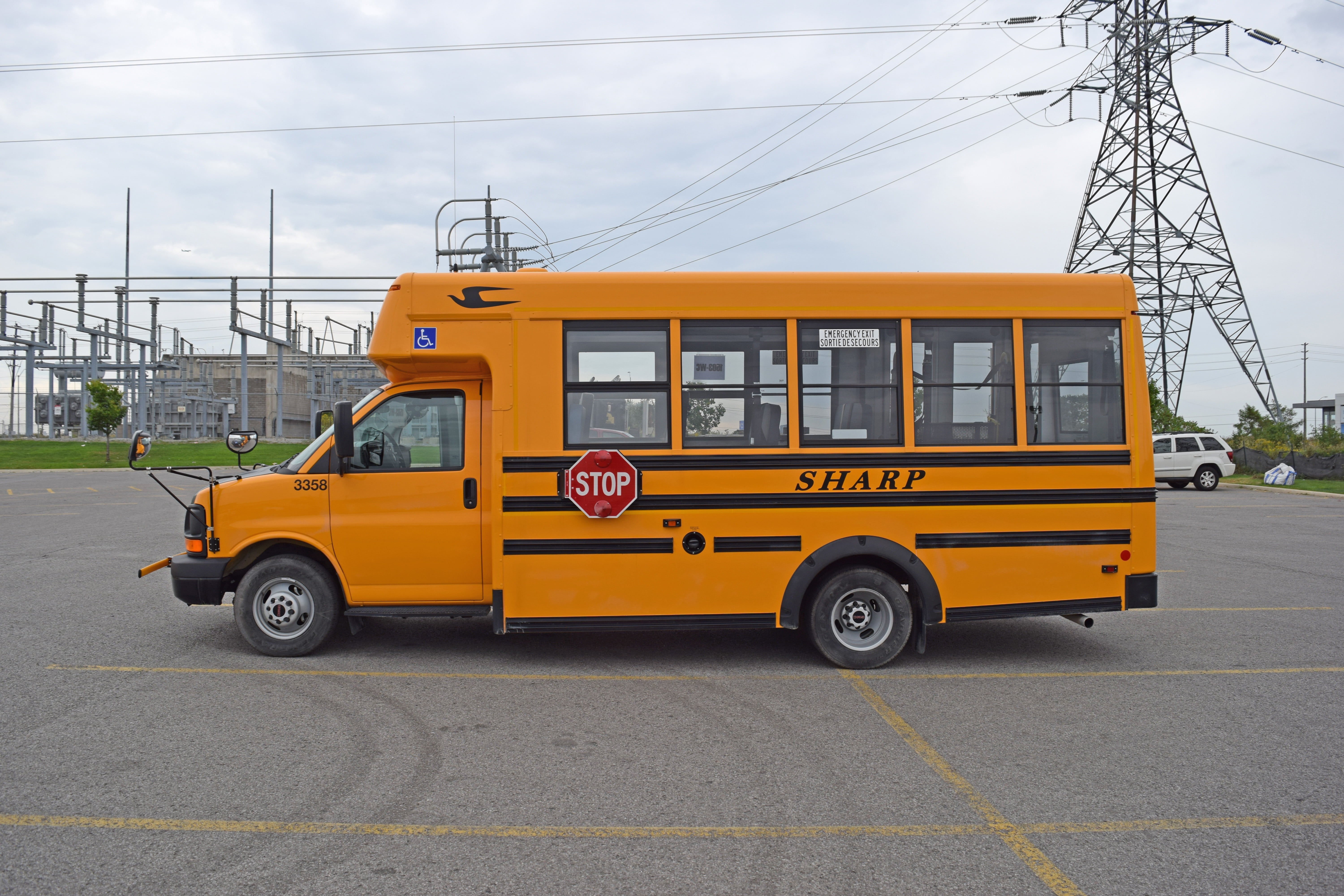 orange, power line, mode of transportation, transmission, street, stop, technology, education, beside, electricity, transportation, car, 5K, public, land Vehicle, HD Wallpaper