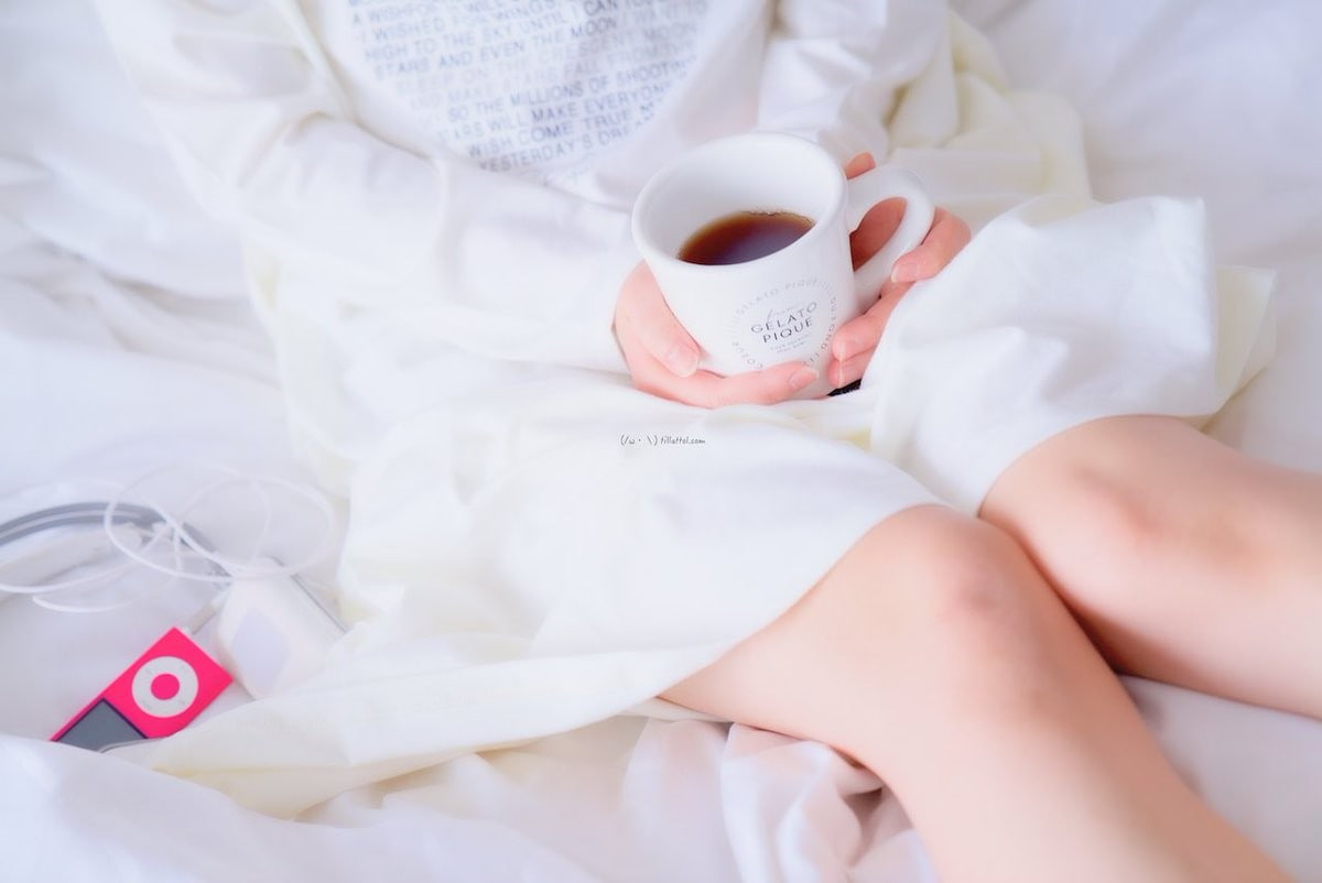 Japanese women, white shirt, bedroom, 480P, bed, HD Wallpaper