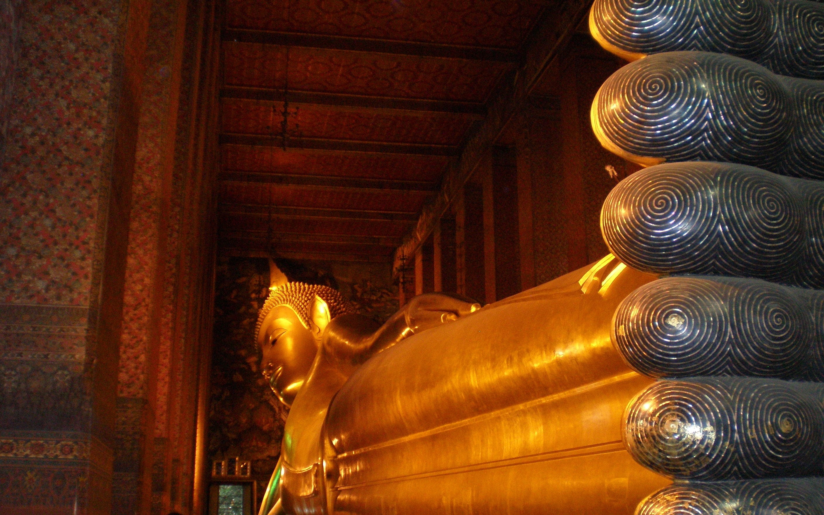 spiritual, gold colored, calm, worship, religious, prayer, history, east, indoors, wisdom, belief, buddha, monastery, gold, buddah, male likeness, the past, HD Wallpaper