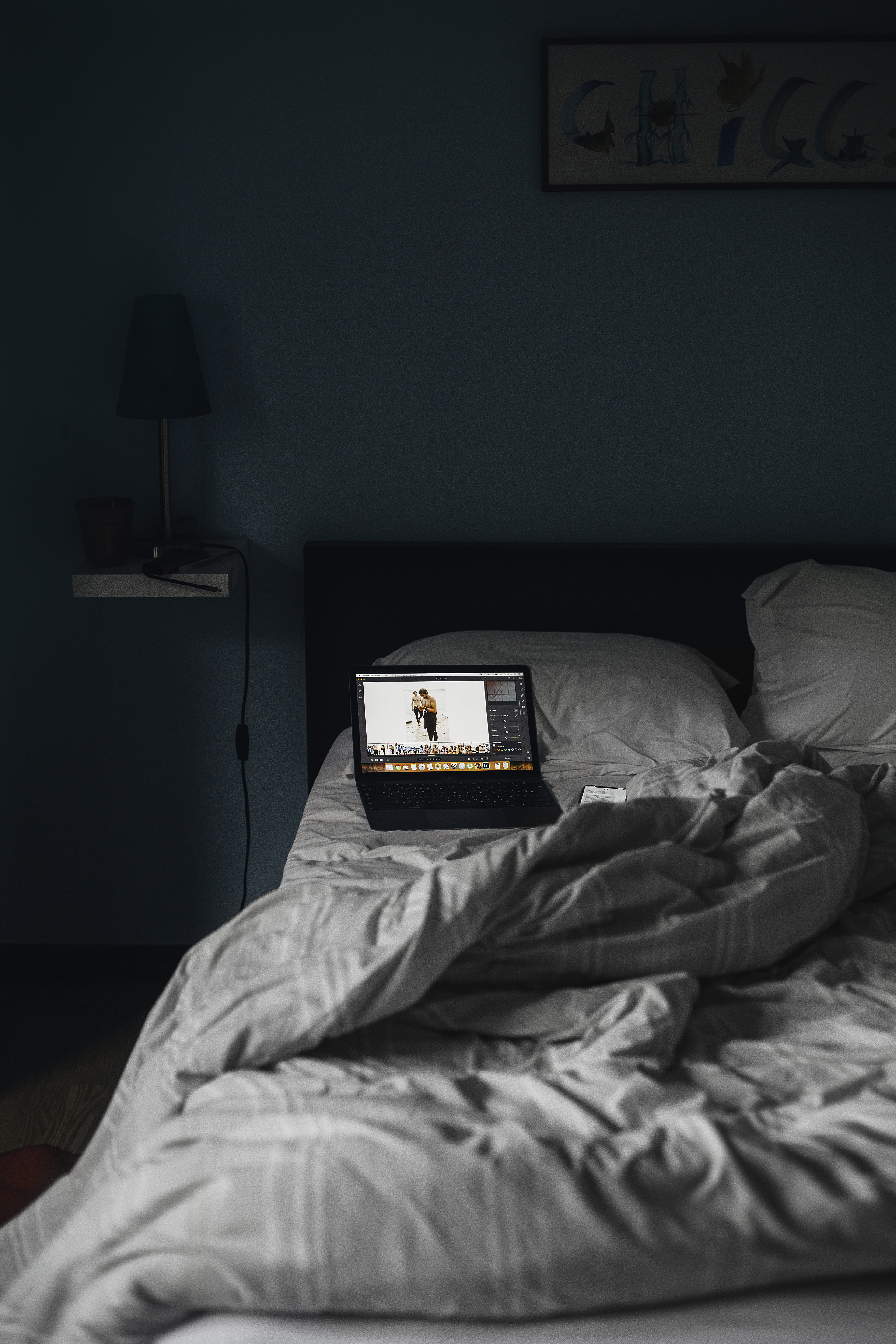 sheet, bedroom, furniture, leisure, communication, indoors, relaxation, sleep, clock, absence, bedsheet, textile, electric lamp, room, reclining, no people, Phone HD Wallpaper