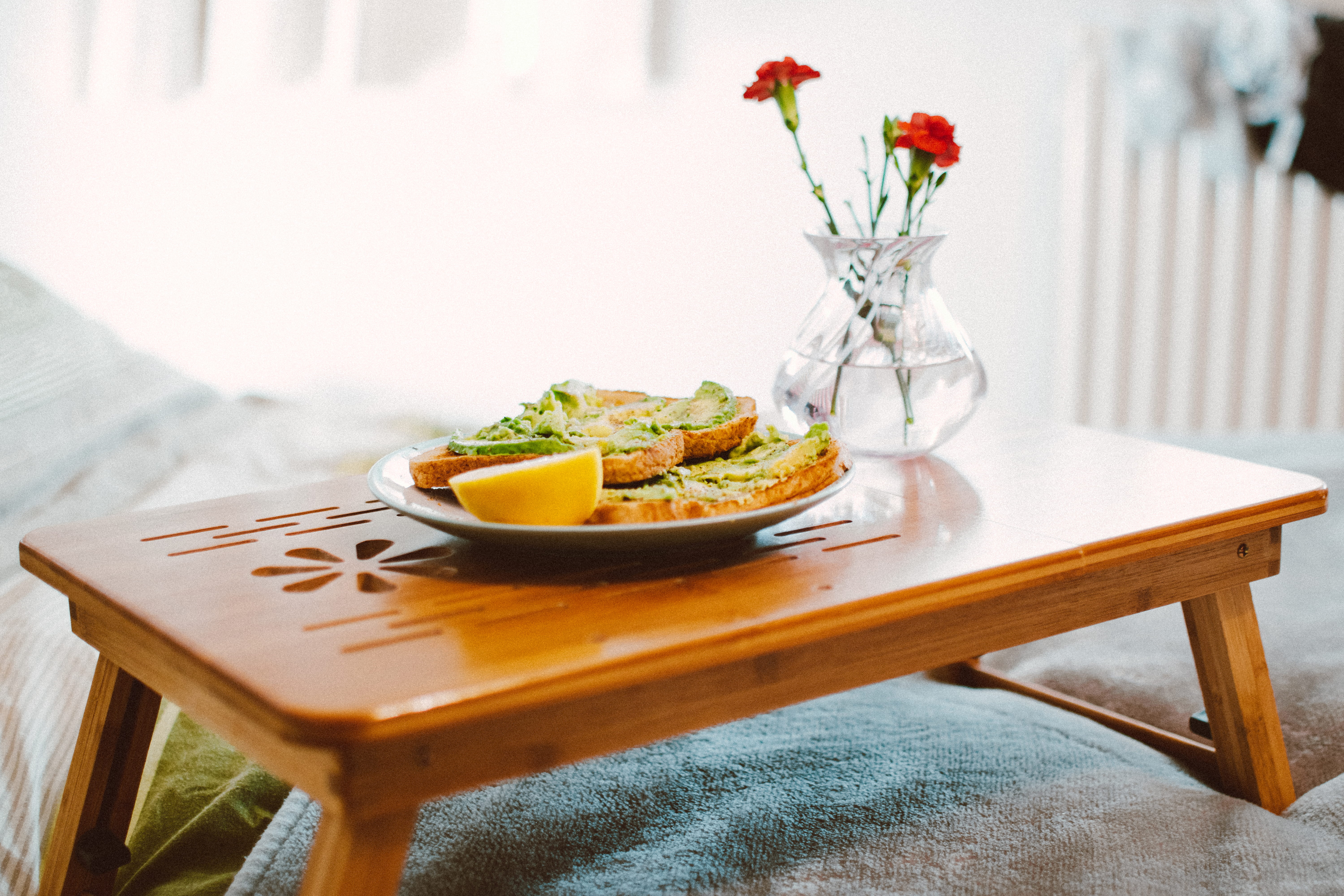 furniture, flower arrangement, colors, indoors, meal, table, flower, flowering plant, table setting, bed, absence, tasty, glass items, food and drink, seat, HD Wallpaper
