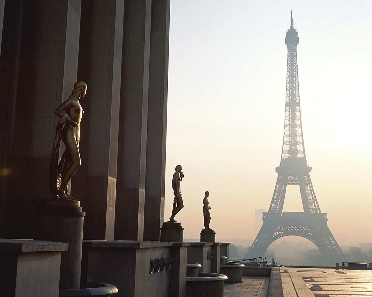 no people, representation, iron - metal, 720P, metal, nature, history, sky, travel destinations, tourism, paris, travel, Eiffel Tower, sculpture, architecture, HD Wallpaper