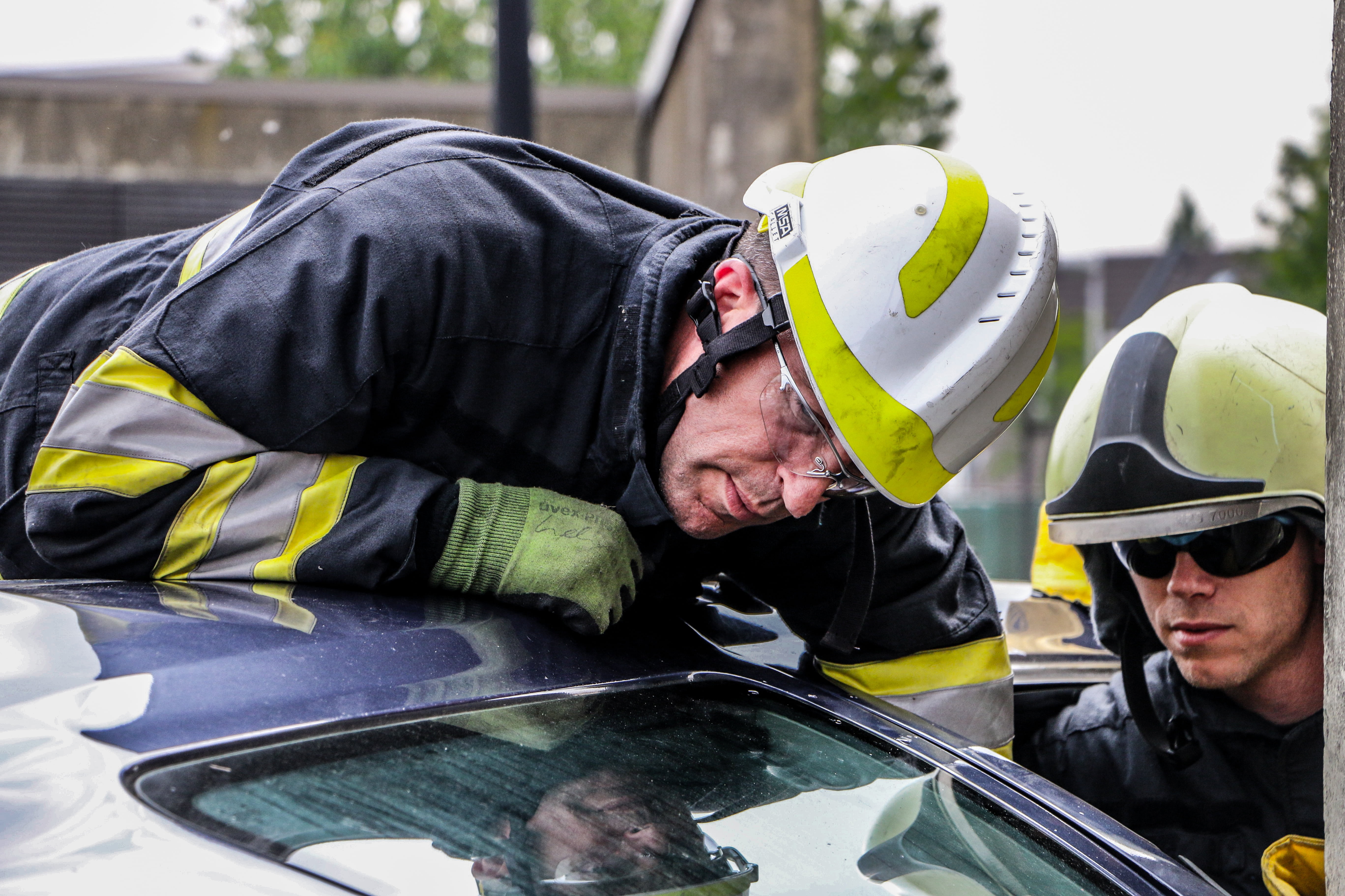 uniform, equipment, action, occupation, manual Worker, headshot, safety, man, job, man appeal, fireman, clothing, security, adult, firefighter, 5K, duty, HD Wallpaper