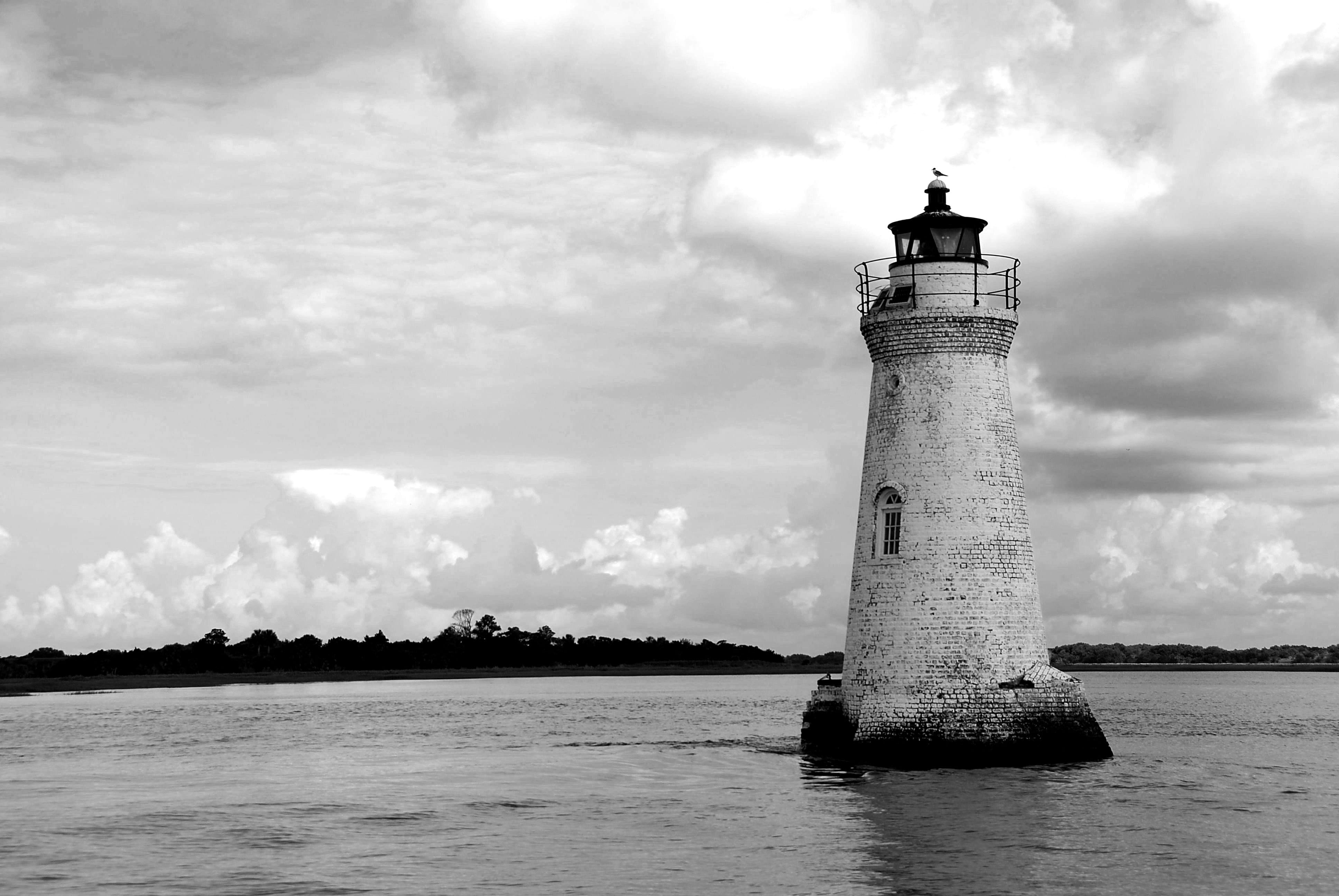 safety, no people, old, river, famous, built structure, security, beacon, ocean, tybee island, monochrome, tourism, travel, tower, beauty in nature, sky, HD Wallpaper