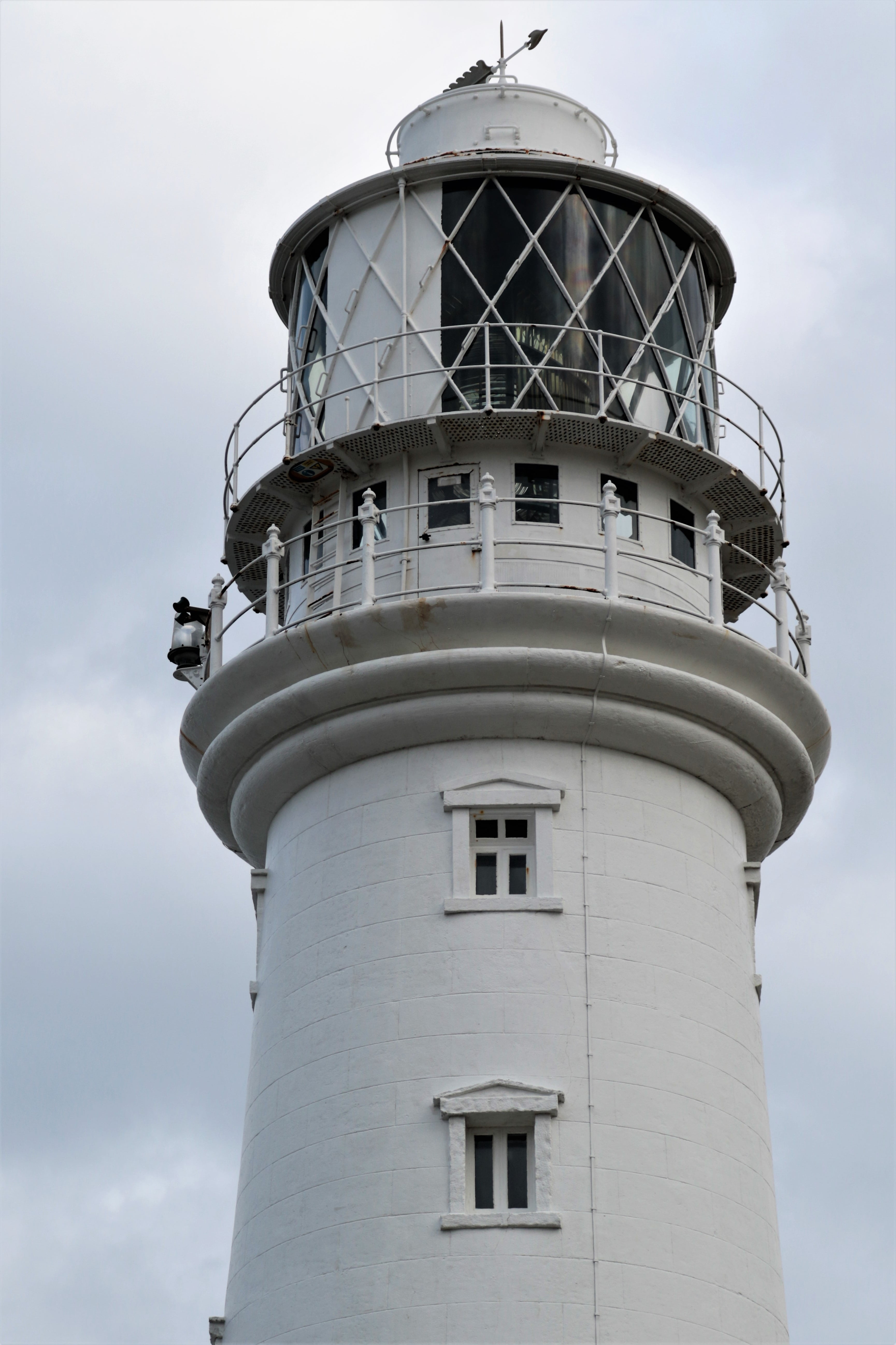 nature, tower, beam, beacon, signal, coast, searchlight, cloud - sky, security, safety, sailing, building exterior, lighthouse, building, direction, built structure, Phone HD Wallpaper