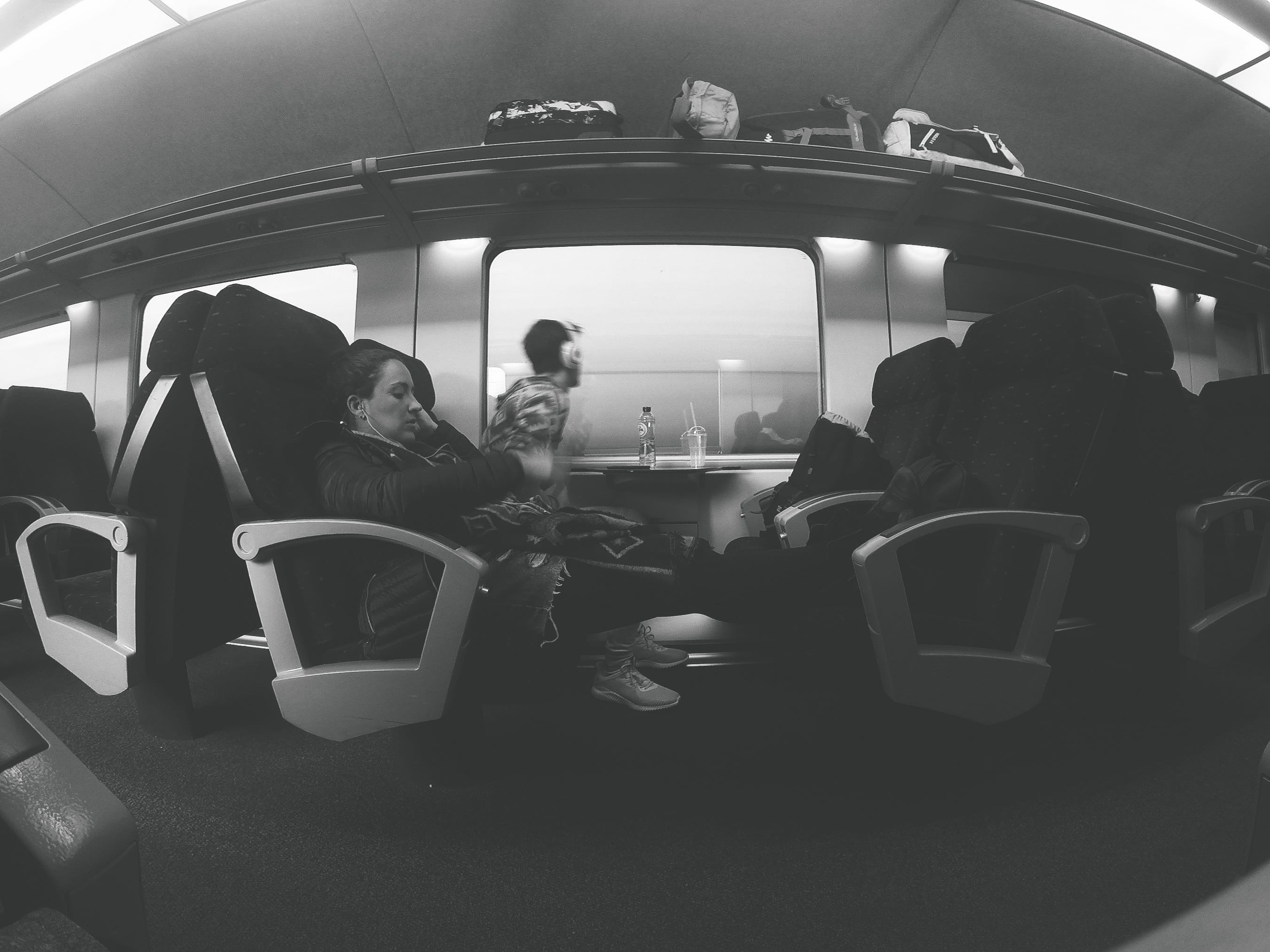 music, sitting, road, real people, viajar, seat, group of people, women, people, belgium, nandb, trip, white, blanco, train, leisure activity, window, men, HD Wallpaper
