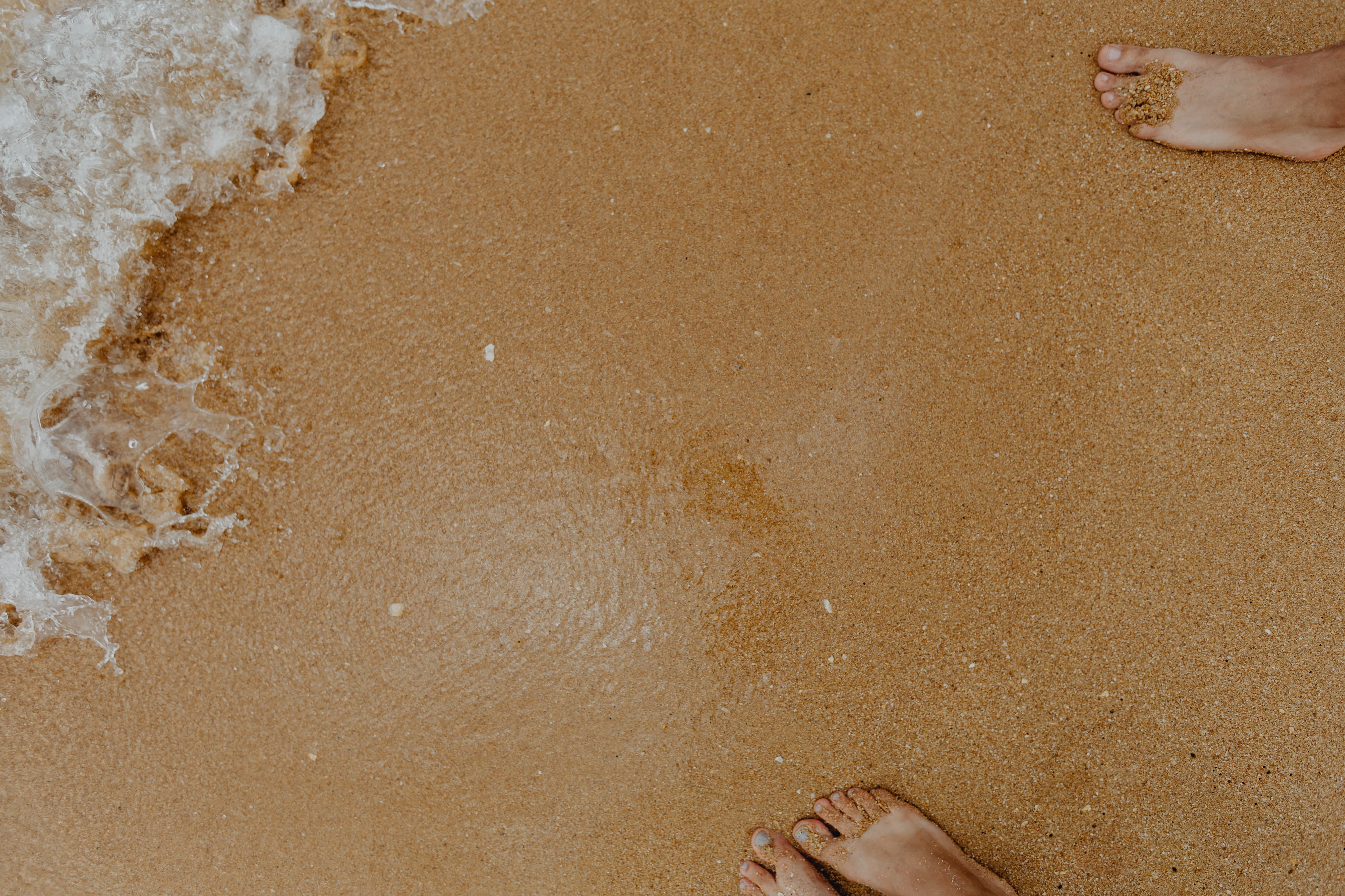 sea, human foot, barefoot, round, body part, unrecognizable person, high angle view, texture, 5K, small, amp, personal perspective, background, directly above, HD Wallpaper