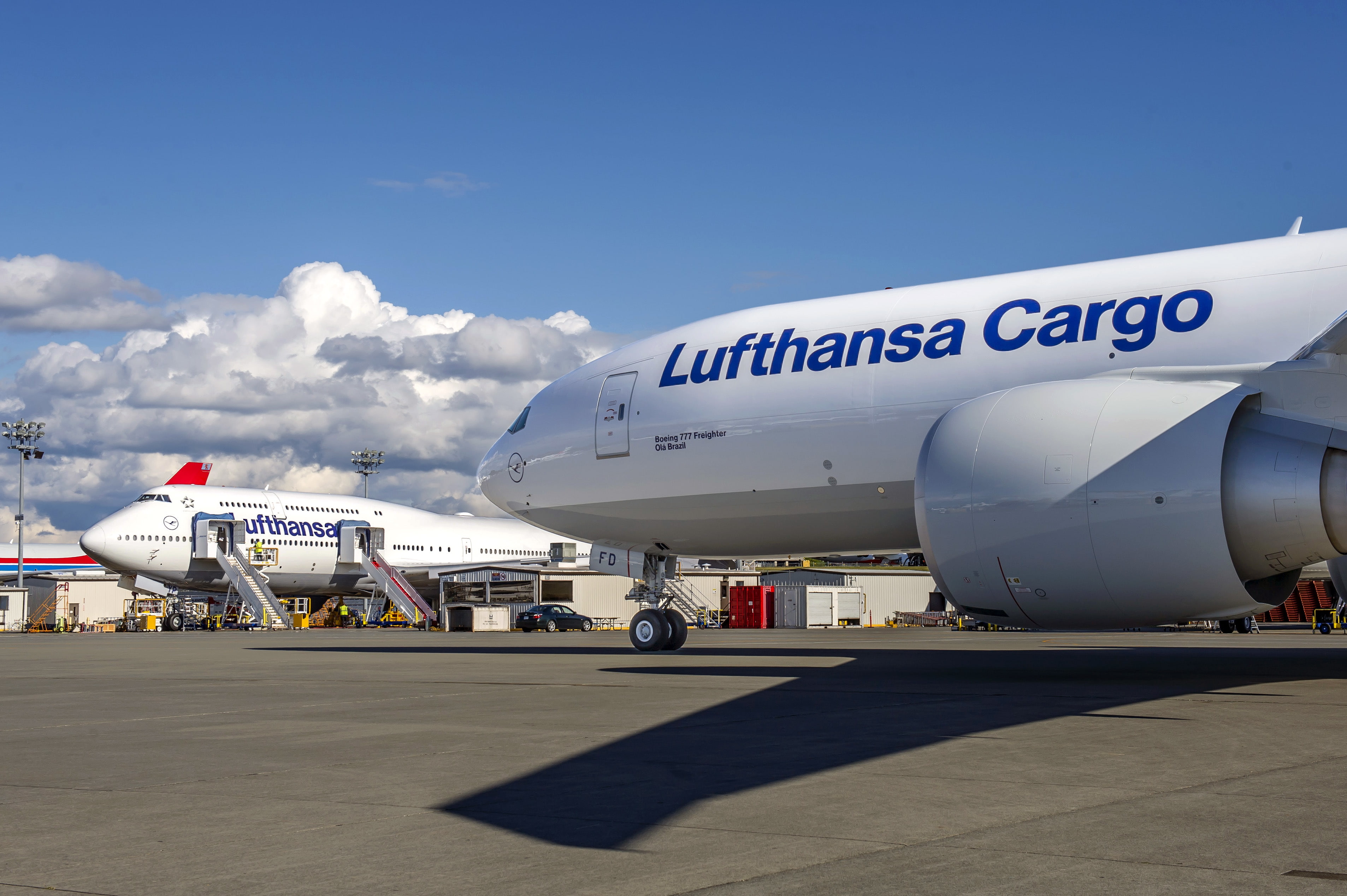 the sky, Boeing, Airport, Lufthansa, 2K, clouds, B-747, B-777, Cargo, 800, HD Wallpaper