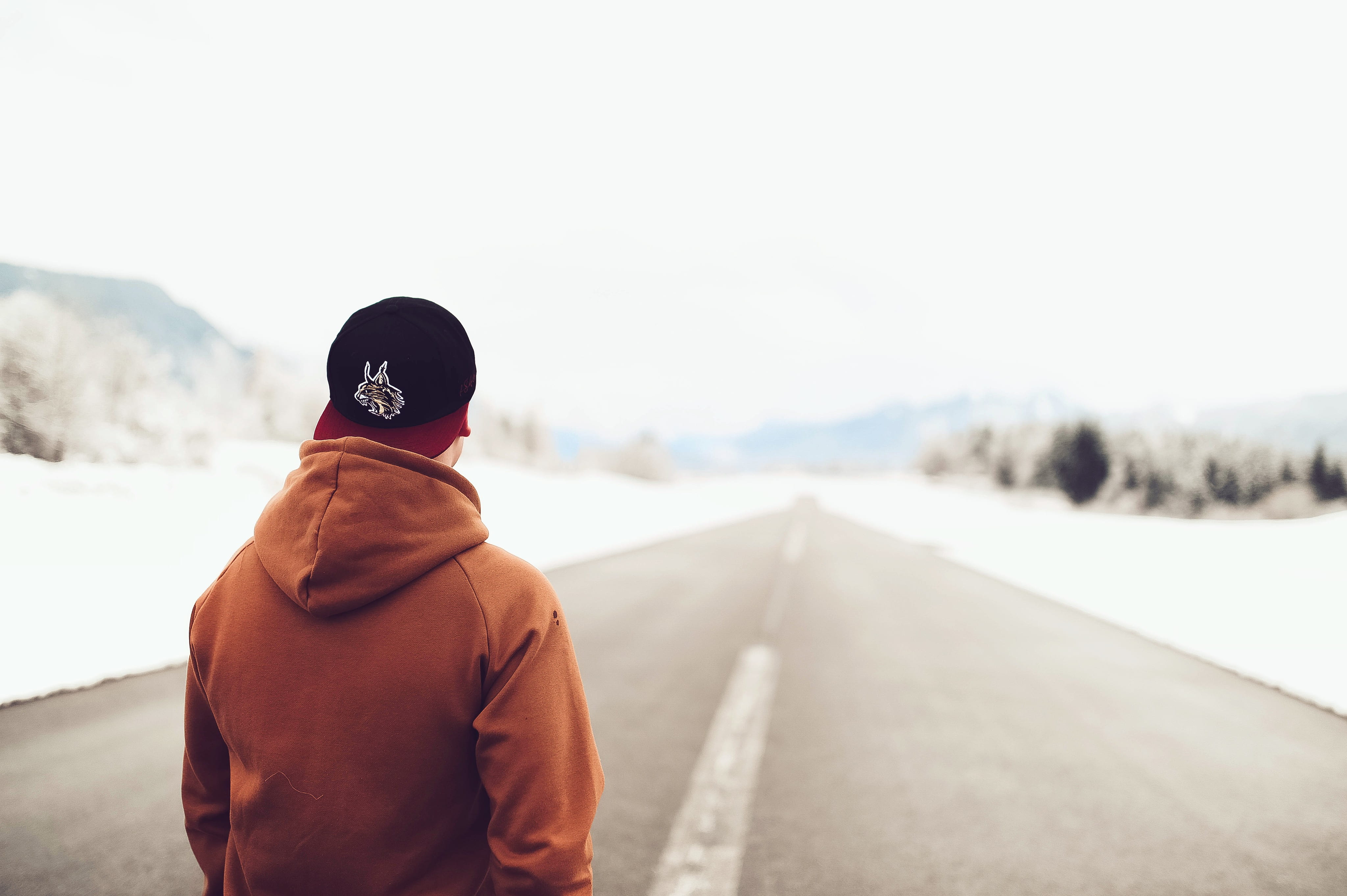 day, men, person, scenic, hoodie, frozen, ice, warm clothing, focus on foreground, cold temperature, 4K, copy space, asphalt, cold, man, landscape, transportation, HD Wallpaper