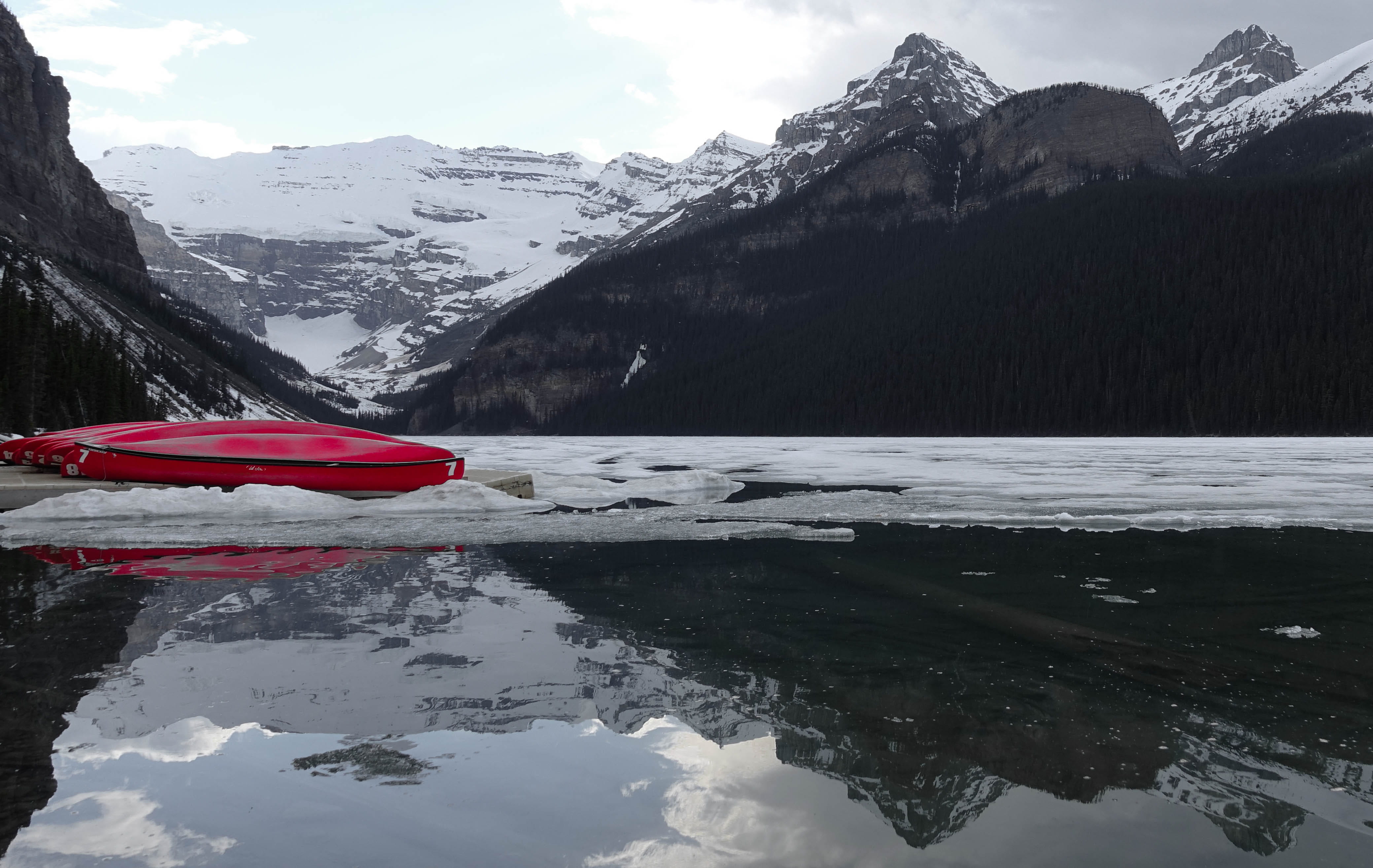 red, ice, mountain range, snowcapped mountain, snow, body, forest, non-urban scene, rowboat, water, sport, tree, boat, winter, vessel, mountain, adventure, HD Wallpaper