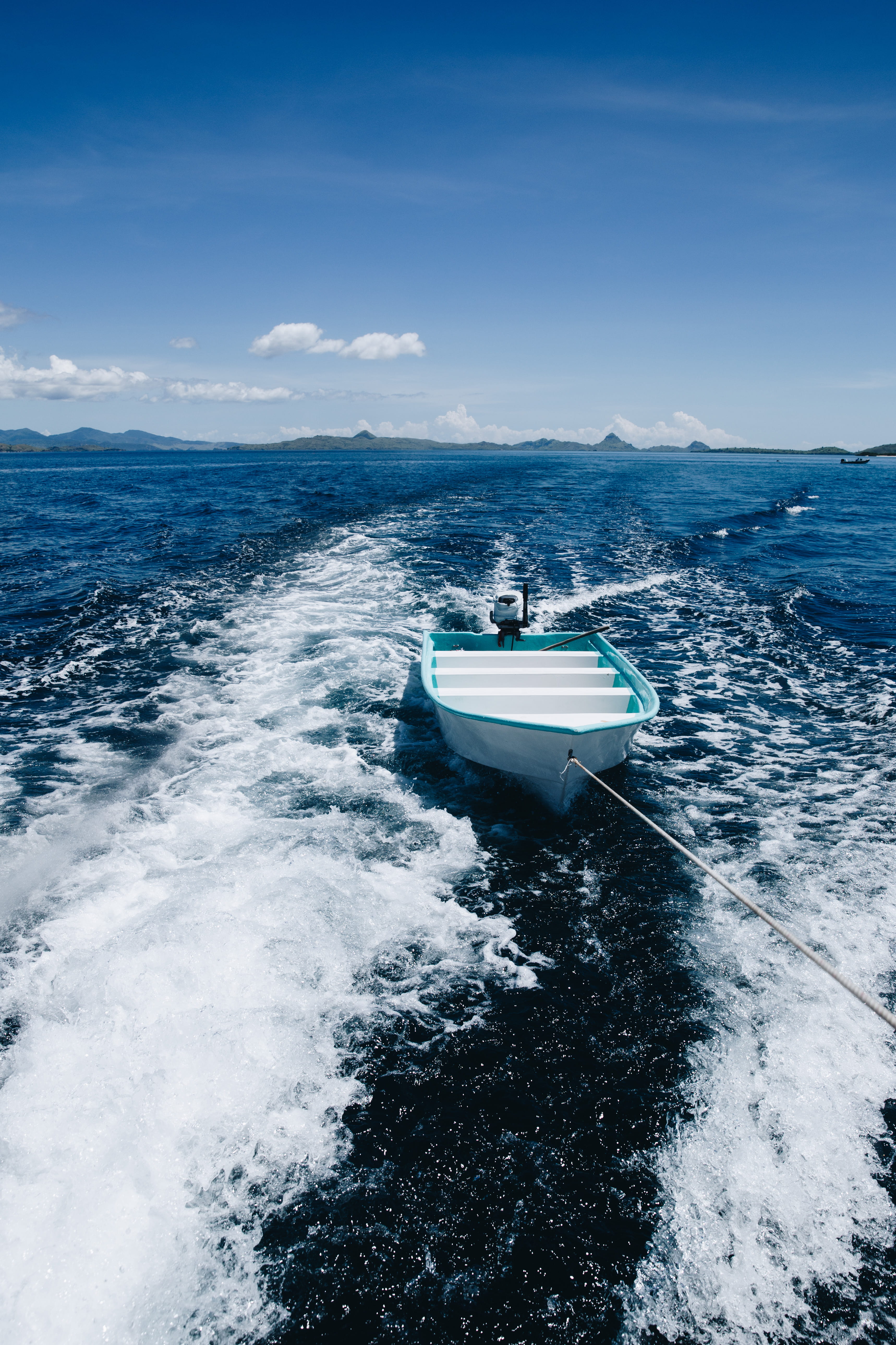 land, daytime, white, boat, no people, outdoors, day, leisure activities, teal, sea, 5K, ice, vessel, speed, luxury, wake - water, sailing, adventure, Phone HD Wallpaper