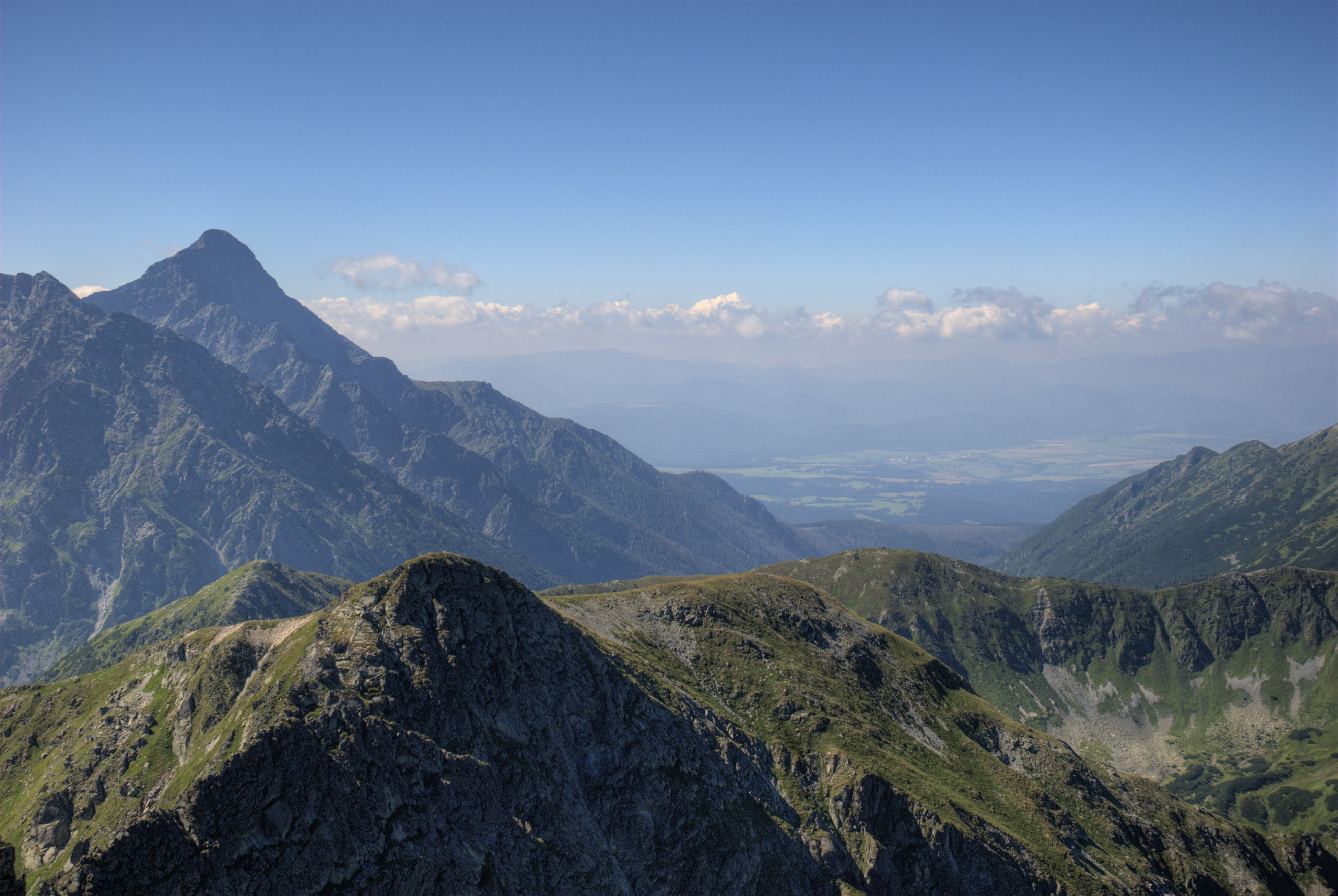 mountain, scenics - nature, solid, beauty in nature, mountain range, tatry, landscape, dramatic landscape, orla perc, rock - object, 4K, travel destinations, HD Wallpaper
