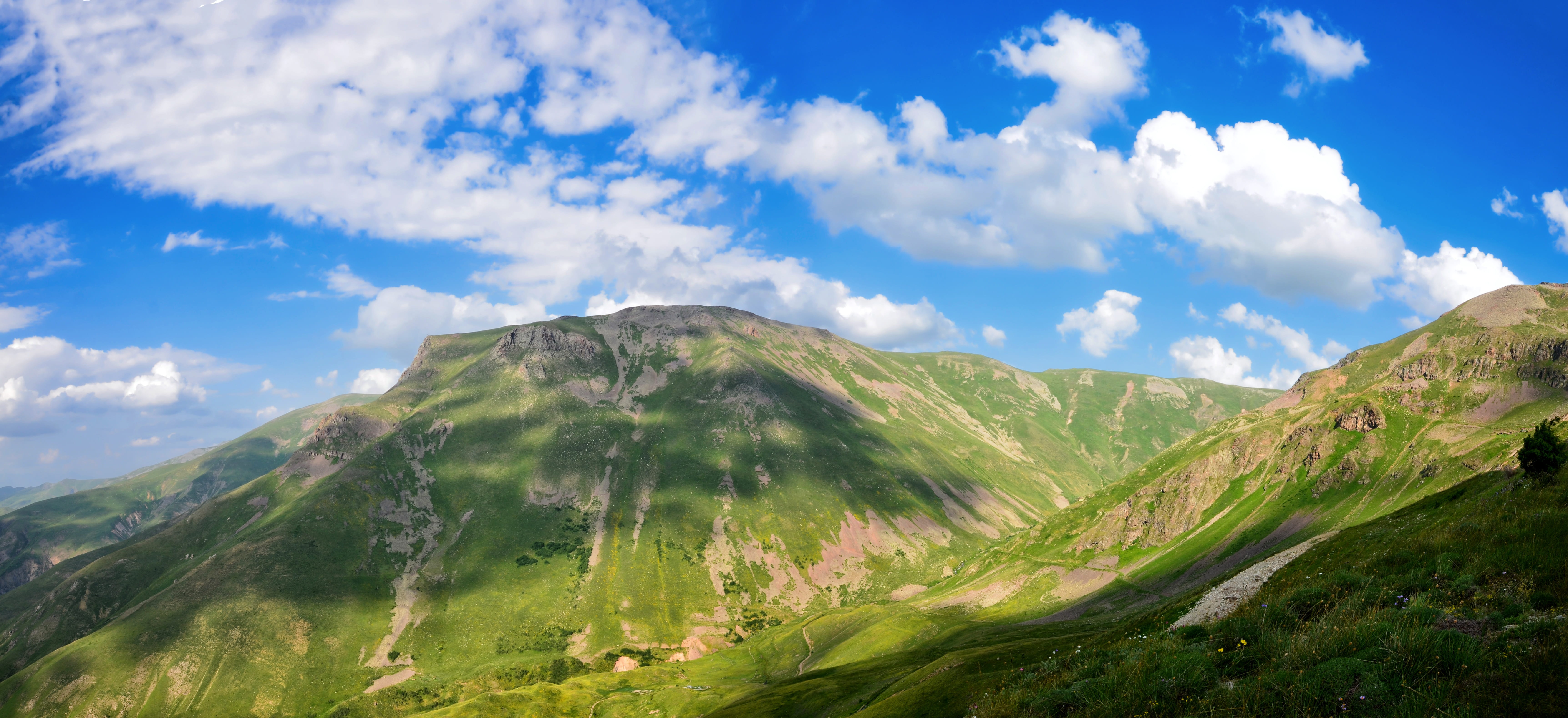 scenics - nature, outdoor, taylor, travel, Nature, beautiful, sunny, green, mountain range, mountain, grassland, background, landscapes nature, natur, land, HD Wallpaper