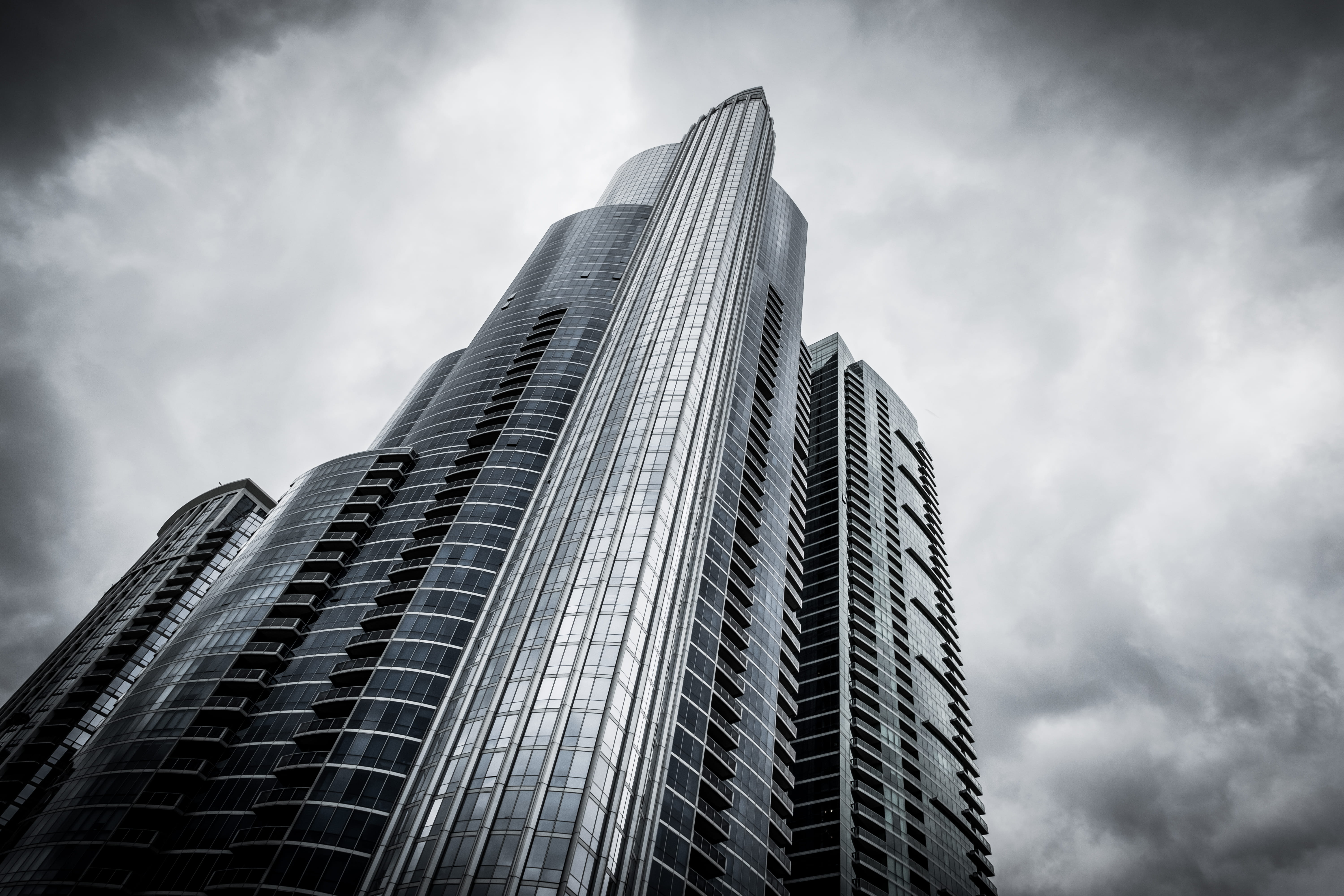 nature, il, built structure, 5K, dreary, low angle view, city, building exterior, office building exterior, building, downtown, day, urban, tall - high, HD Wallpaper