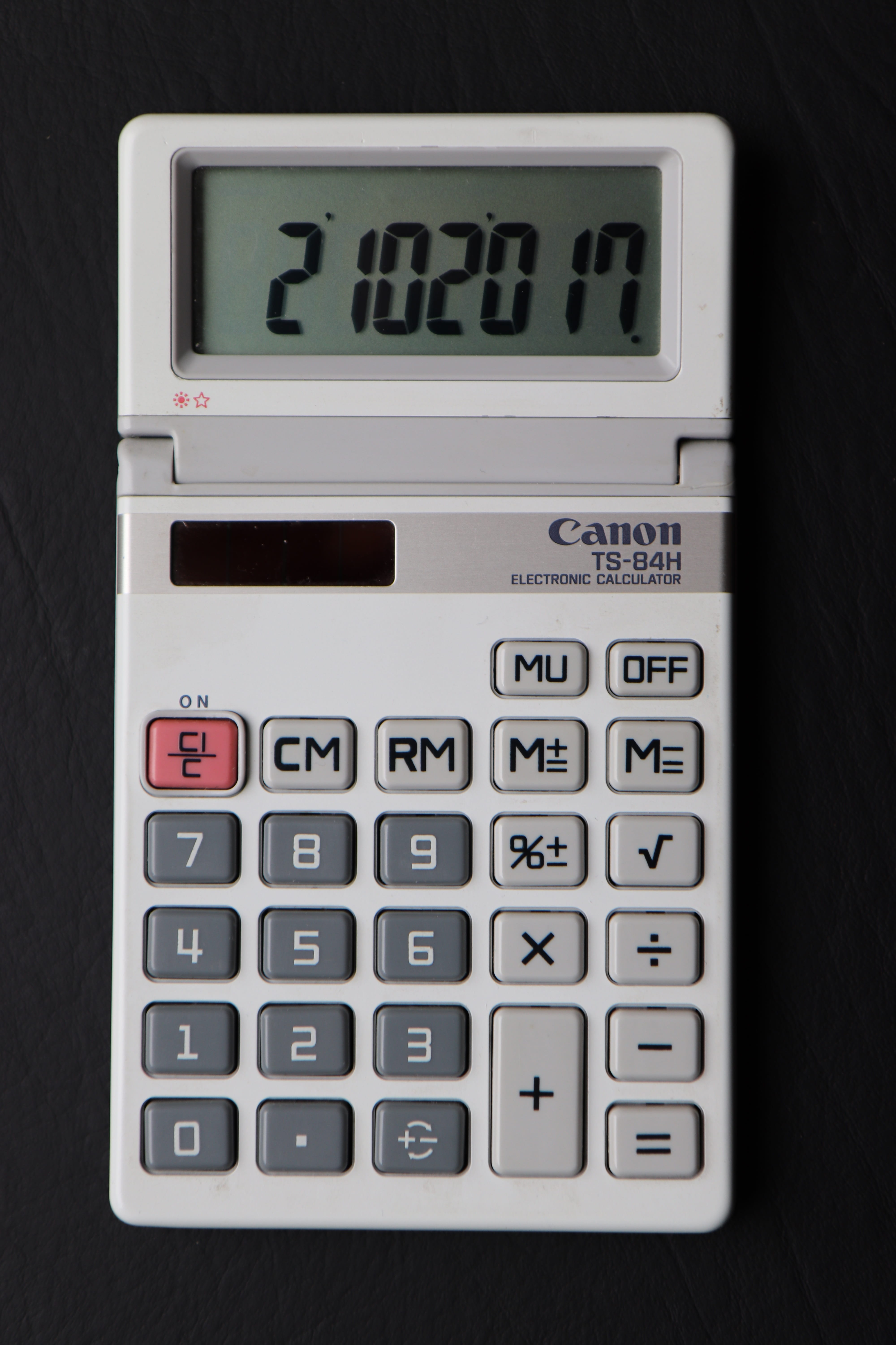 technology, count, symbol, keypad, 5K, work, calculator, machinery, office, western script, text, workplace, mathematics, keys, communication, push button, Phone HD Wallpaper