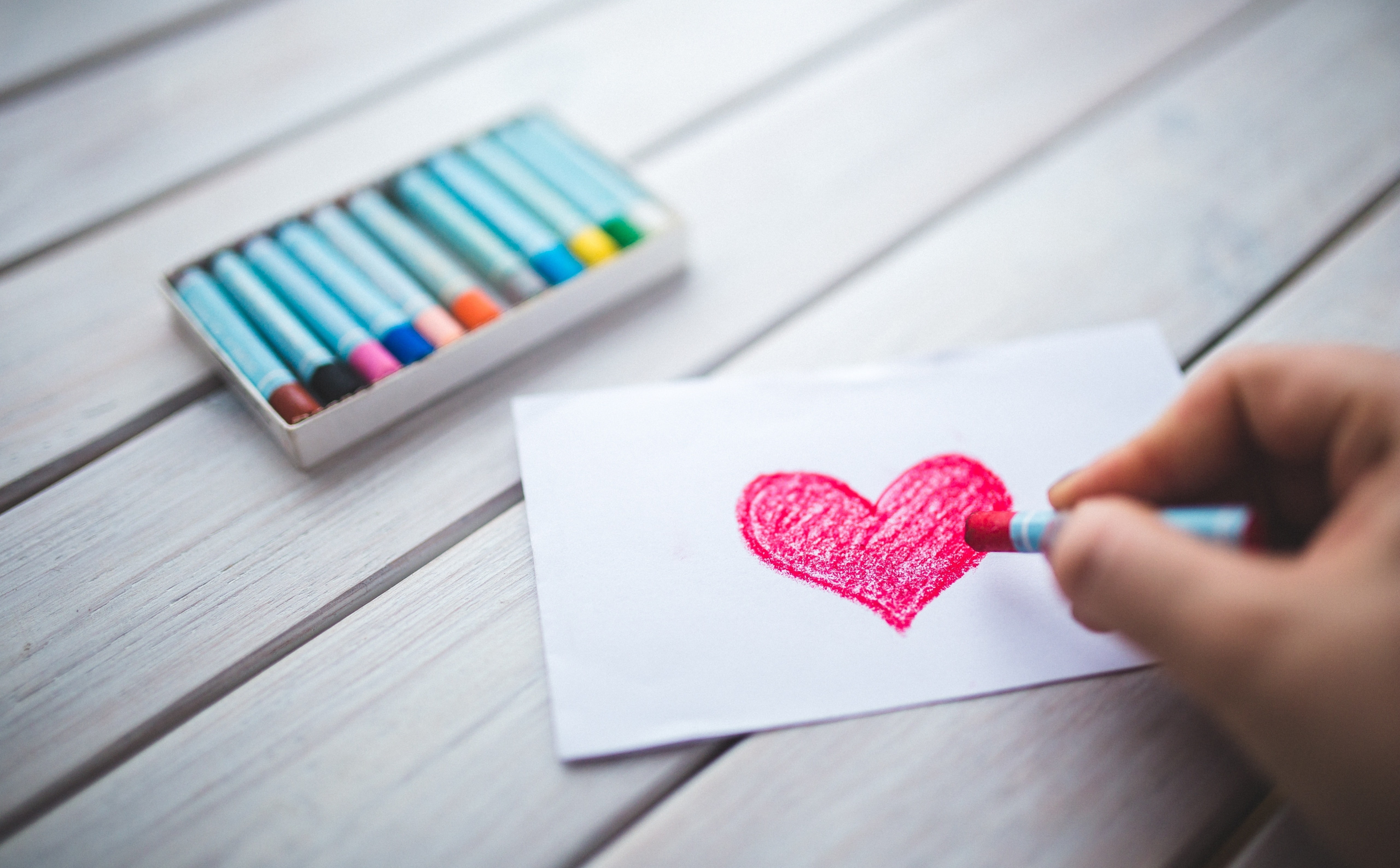 close-up, table, human hand, red, selective focus, human body part, Heart, positive emotion, Hand, Love, heart shape, Drawing, 5K, creativity, art and craft, HD Wallpaper