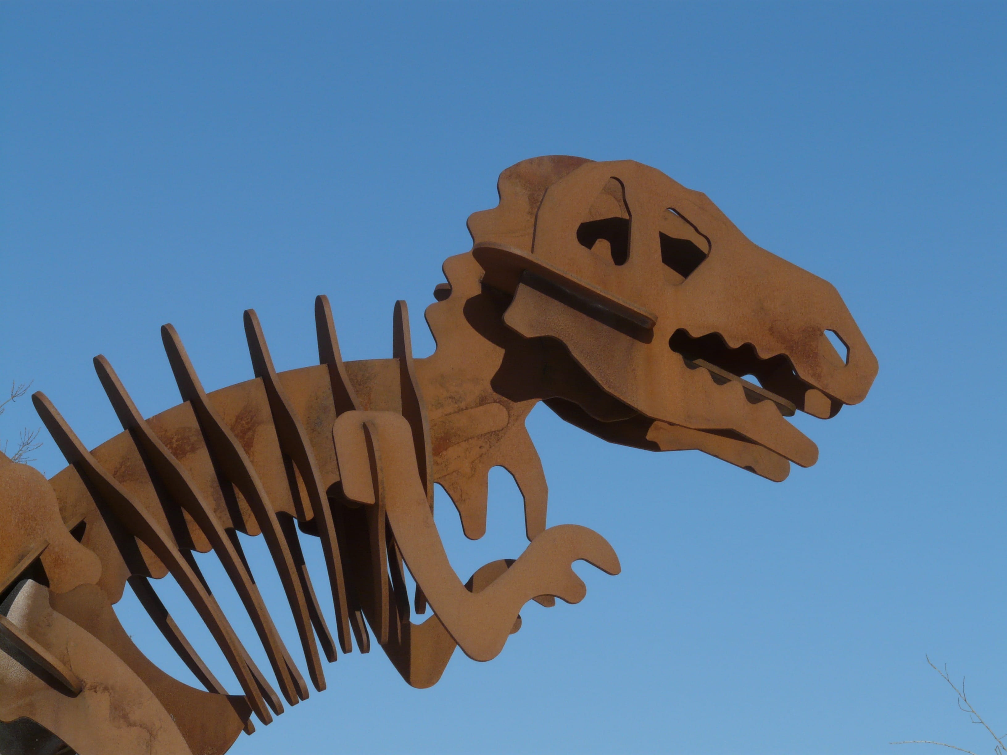tyrannosaurus, representation, sky, coelurosauria, animal representation, carnivores, outdoors, art and craft, 2K, blue, dangerous, creativity, brown, HD Wallpaper