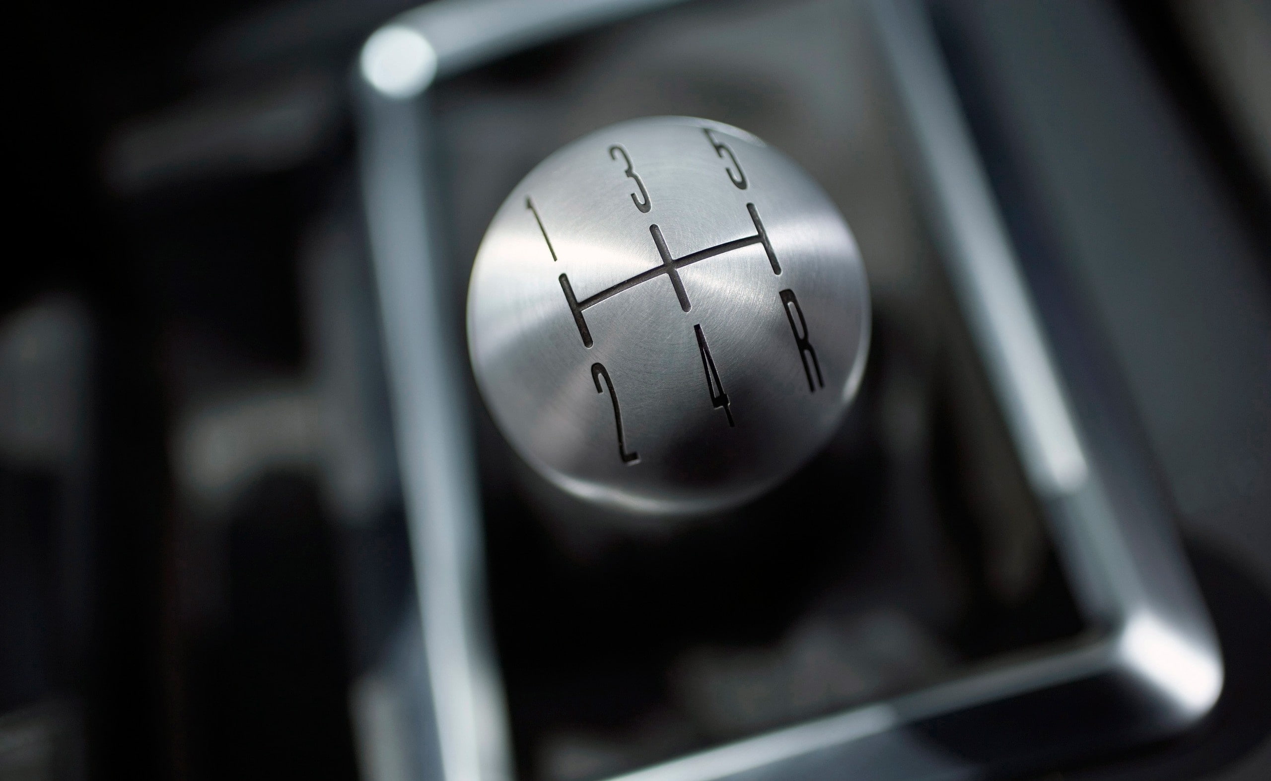 Cars, knob, Gear, gray, Shift, number, machinery, close-up, shape, business, focus on foreground, lever, 2K, metal, technology, no people, black color, HD Wallpaper