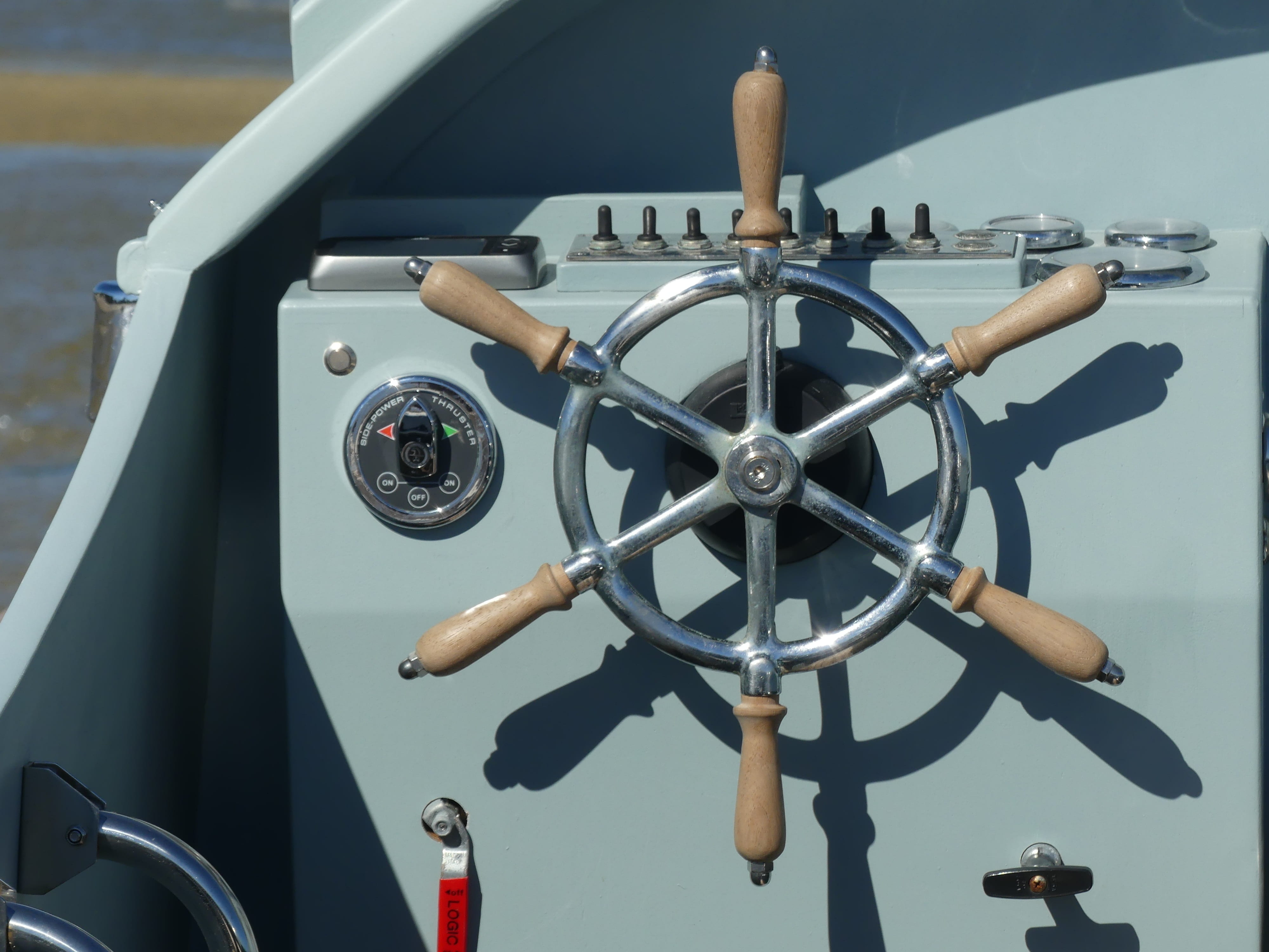 motor vehicle, basin of arcachon, focus on foreground, land vehicle, car, sea, shape, steering wheel, water, day, technology, browse, mode of transportation, HD Wallpaper