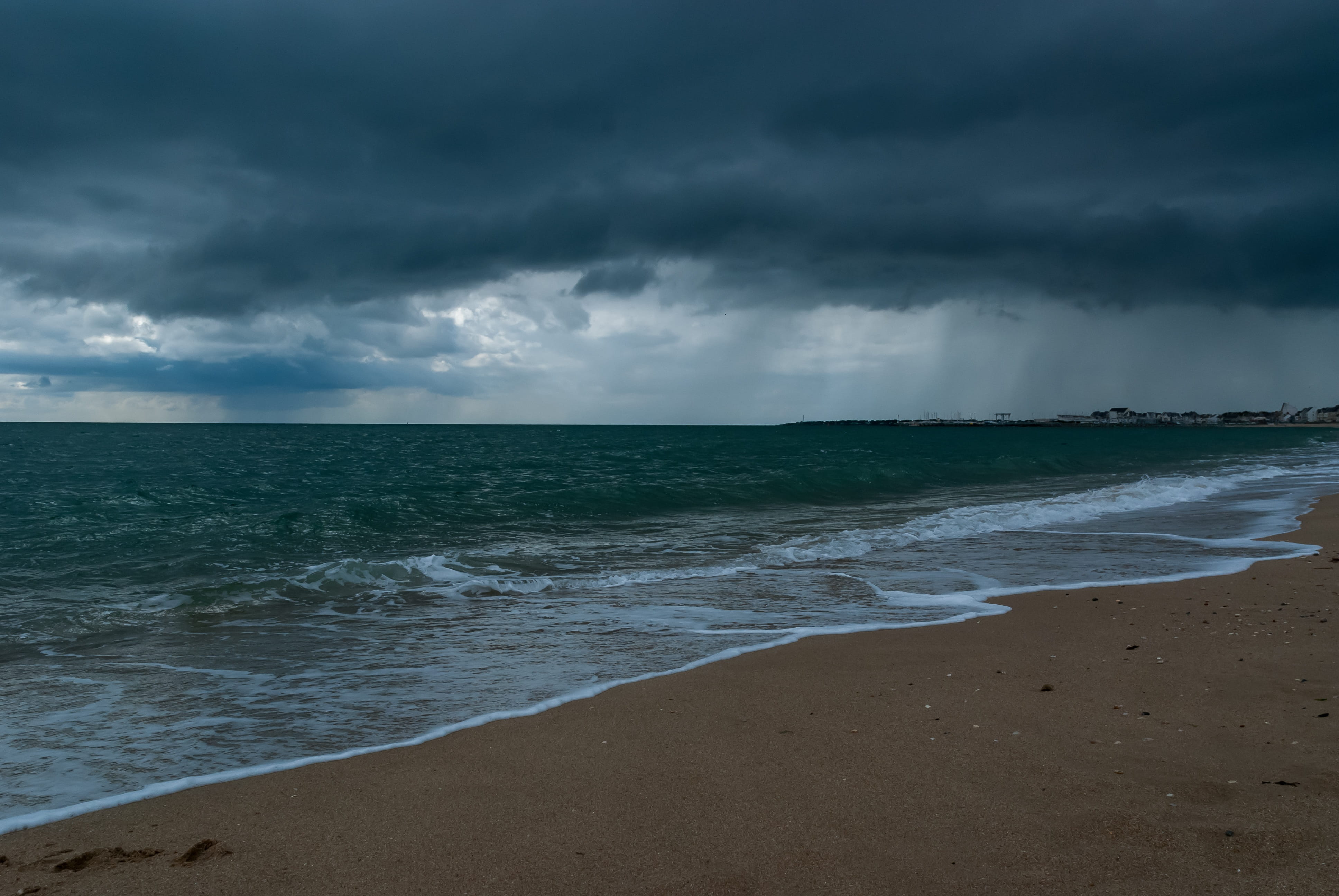 blue, 4K, wood, france, landscape, romantic, scenics - nature, power in nature, beach, sky, black, aquatic sport, beauty in nature, sea, cloud, weather, HD Wallpaper