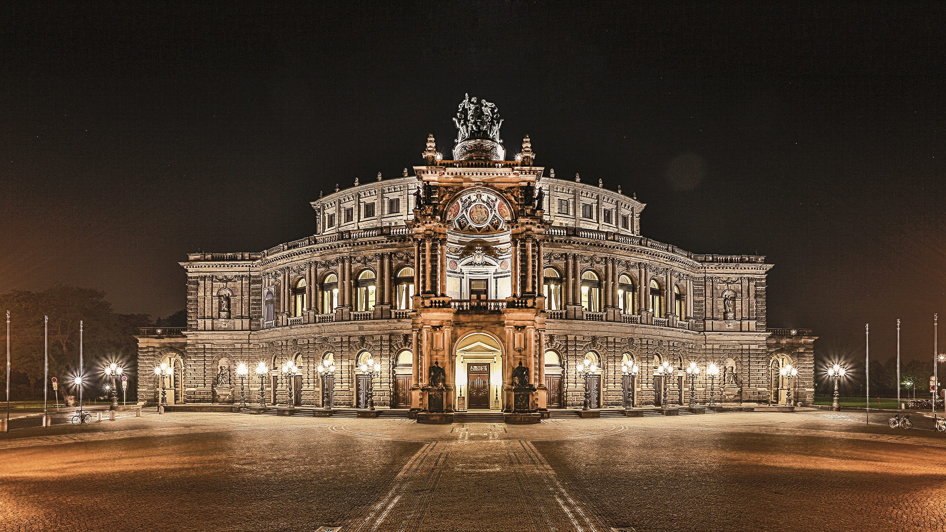 palace, opera, ornate, city, facade, historically, 1080P, no people, landmark, architecture, illuminated, the past, saxony, places of interest, monument, HD Wallpaper
