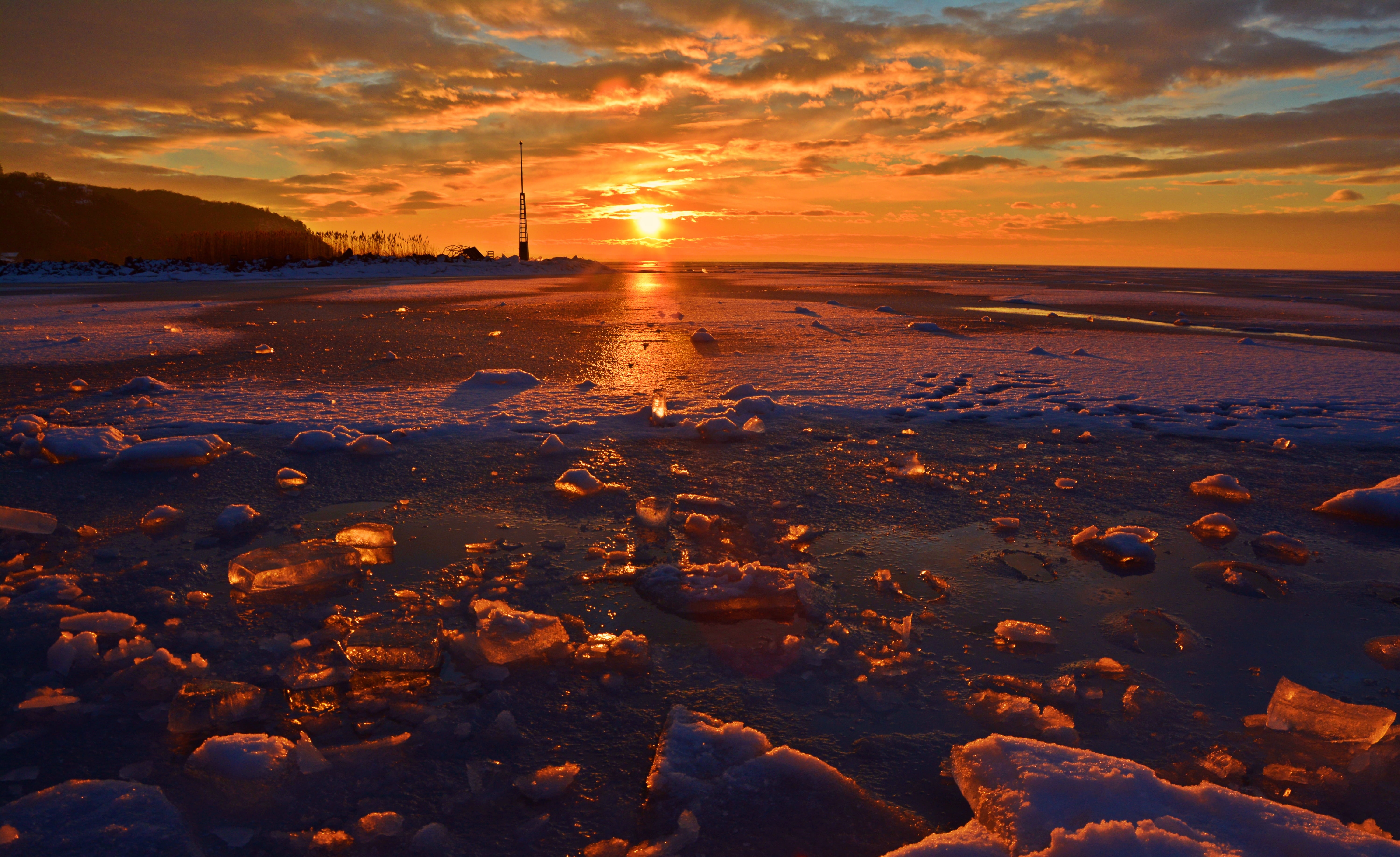 water, scenics - nature, low tide, ice, horizon over water, sun, 5K, tranquil scene, sunset, orange color, nature, winter, sea, reflection, no people, HD Wallpaper