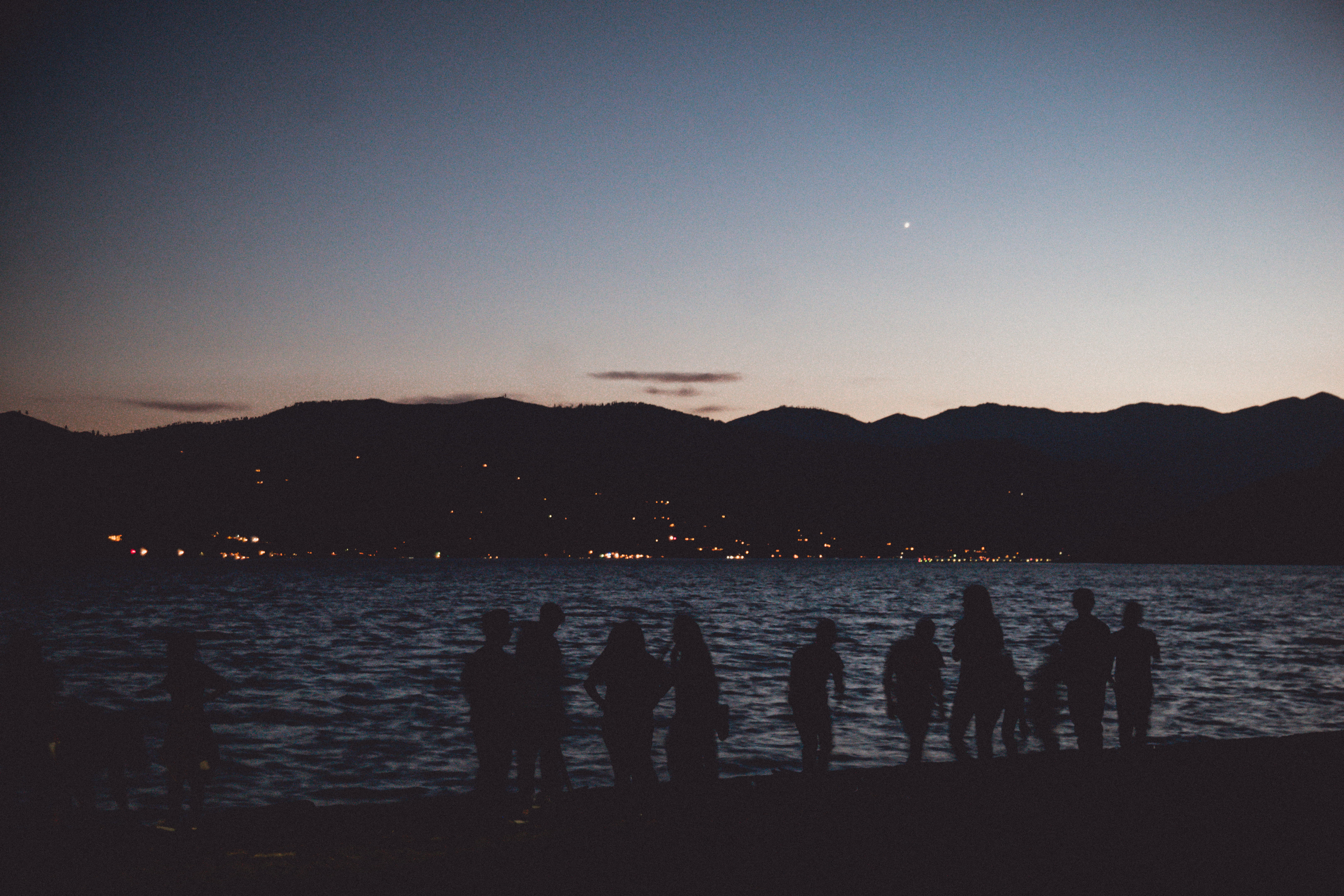 person, sunet, sunlight, friends, summer, evening, vacations, night water, lake, landscape, back Lit, people, night, nature, golden, beauty In Nature, sunset, HD Wallpaper