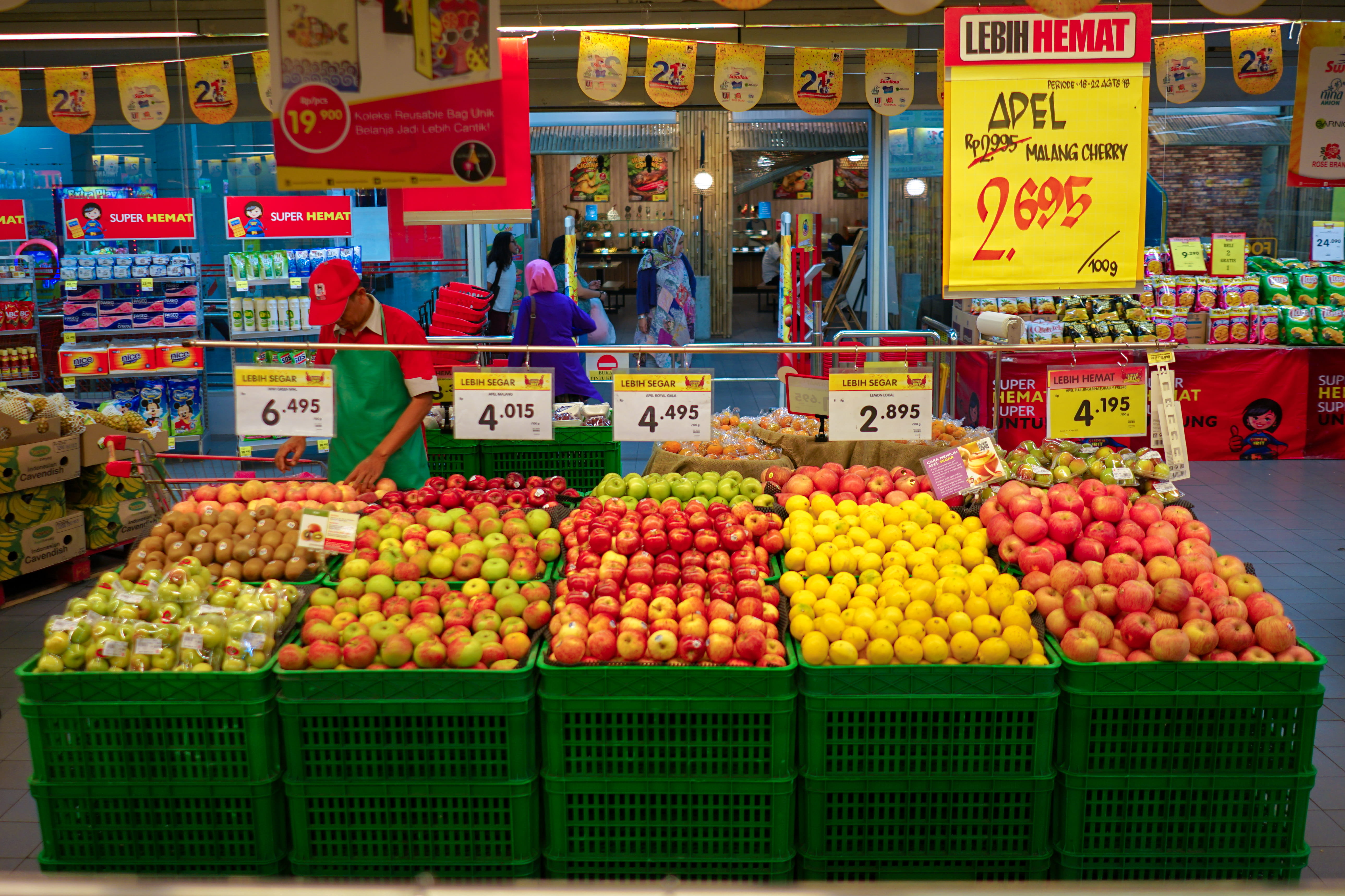 variation, stall, supermarket, abundance, indonesia, grocery, text, freshness, choice, food, market stall, arrangement, retail, fruit, no people, for sale, HD Wallpaper