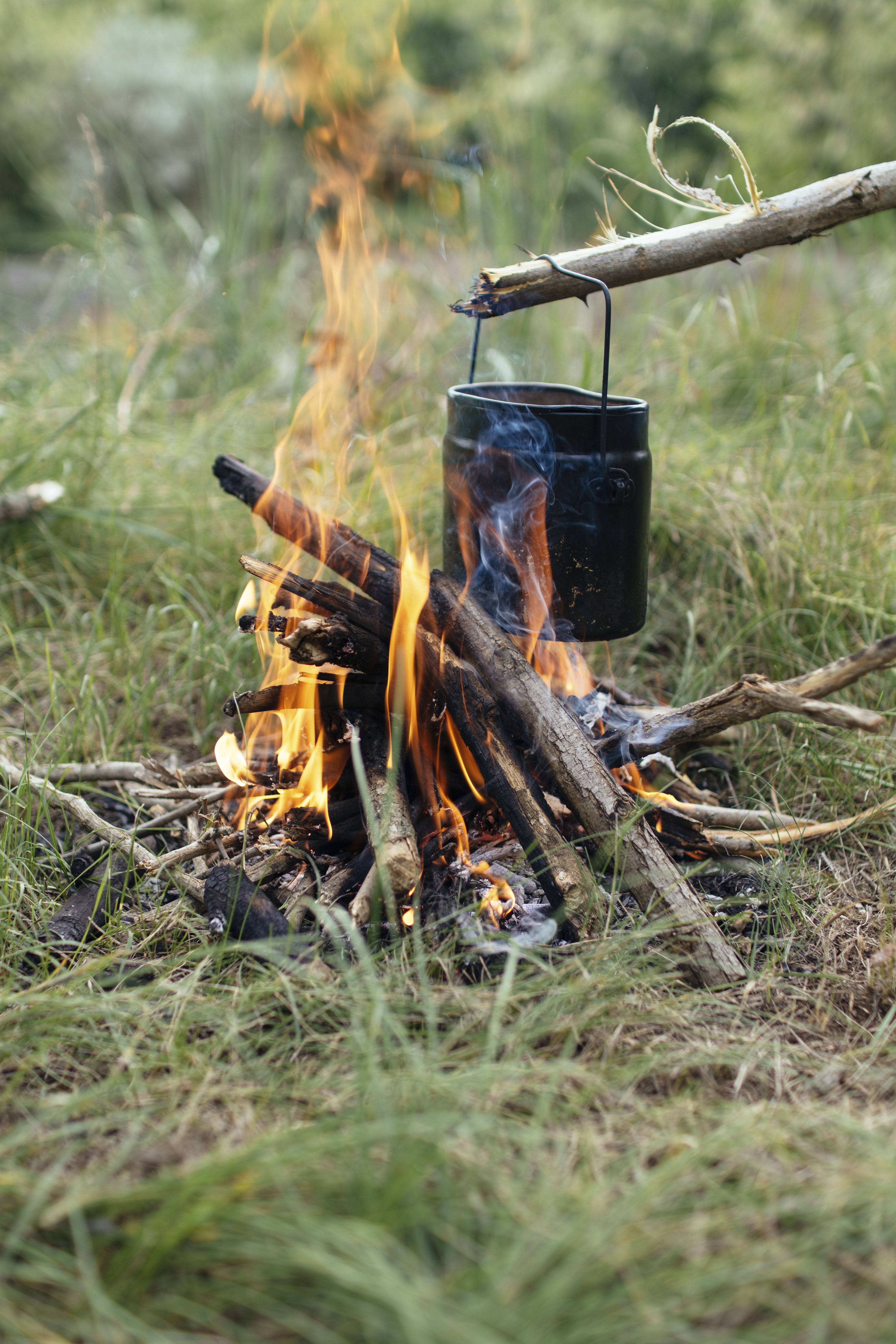 black, cook, fire, flame, land, outdoors, flamed, burning, spark, camp, log, field, camping, metal, s, preparation, 5K, firewood, fire - Natural Phenomenon, Phone HD Wallpaper