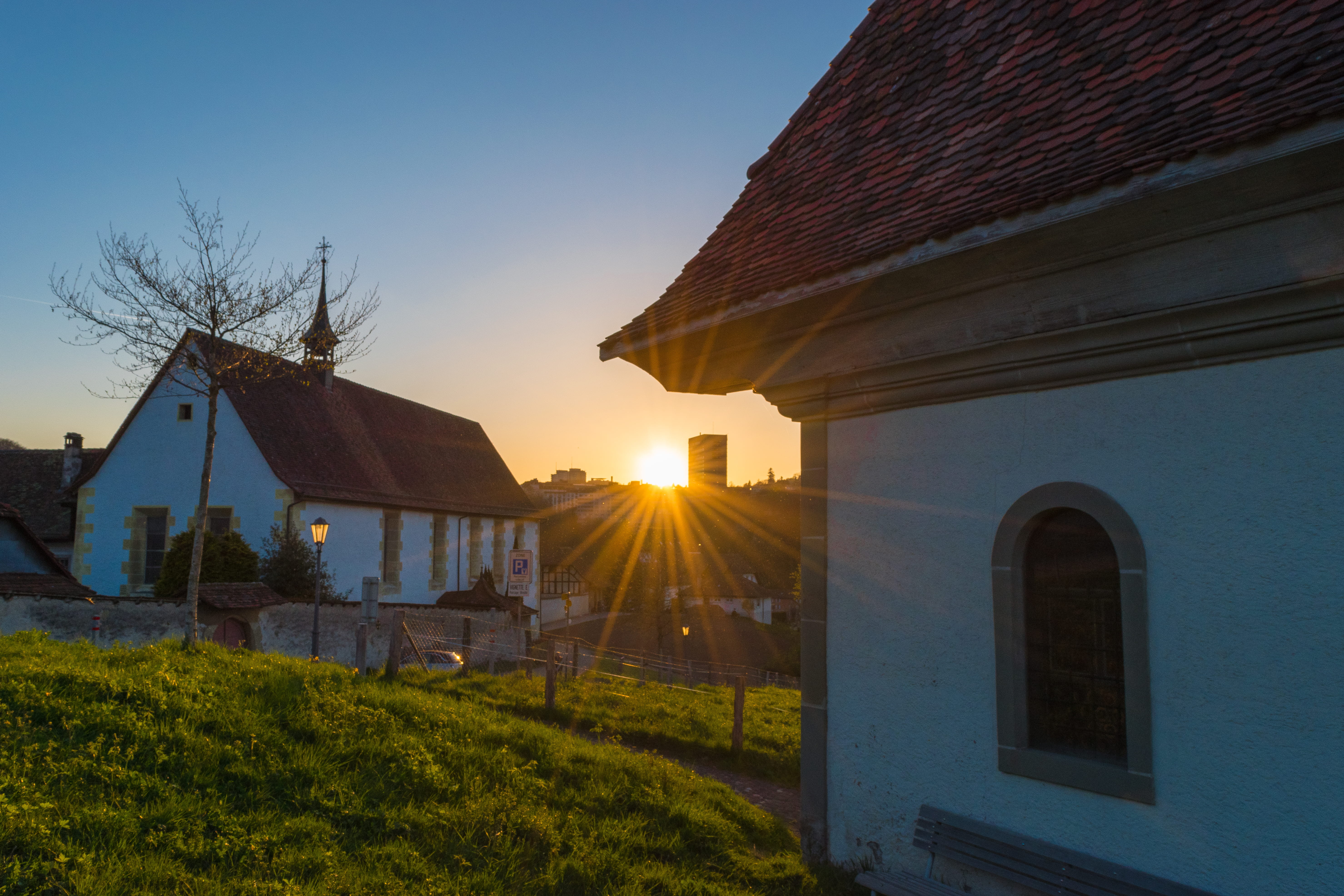built structure, switzerland, sky, no people, sunlight, window, land, 5K, residential district, fribourg, sun, chemin de lorette, building, field, orange color, HD Wallpaper