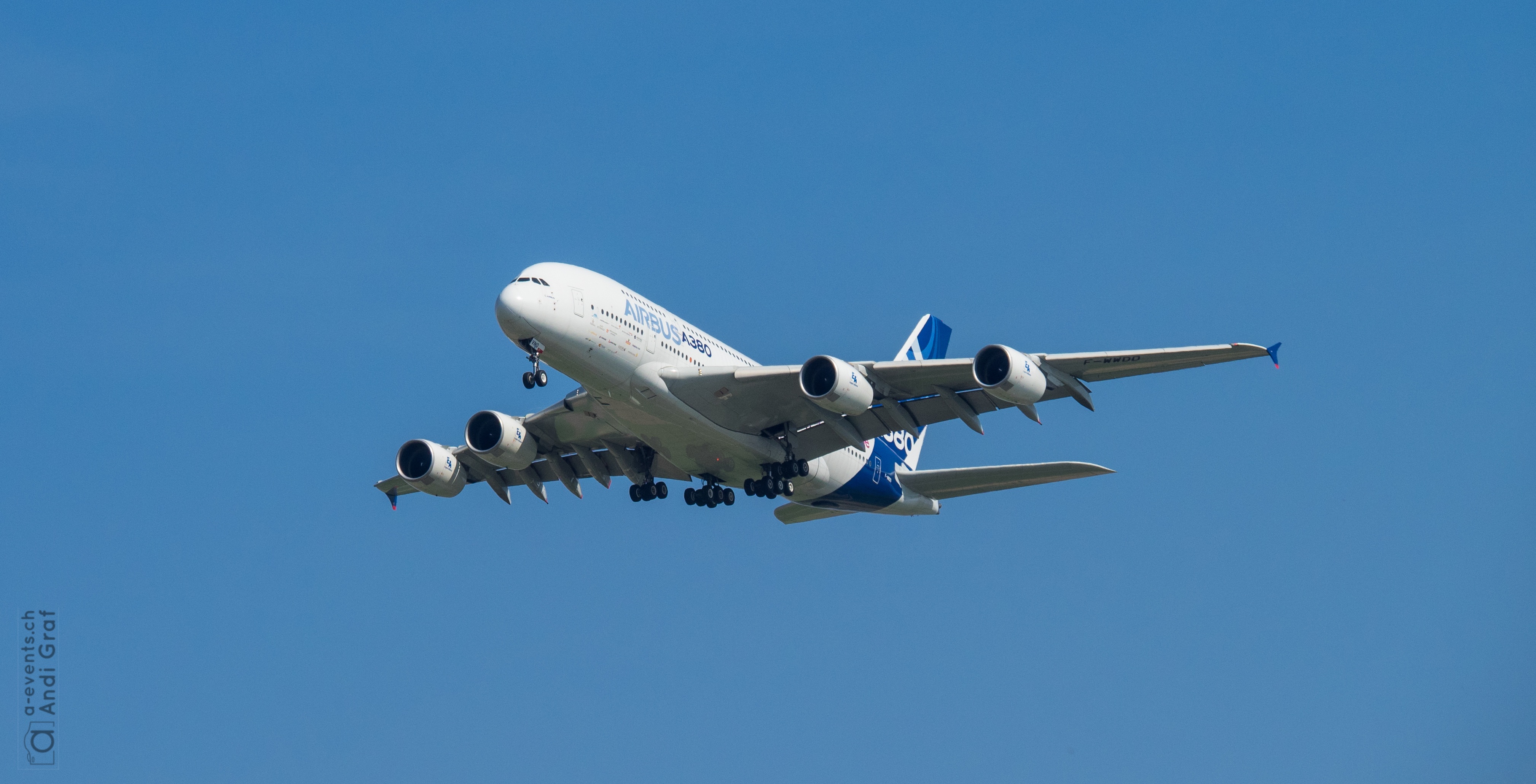travel, jet engine, airbus, airplane, blue, business, sky, flugshow, sunny, private airplane, nature, transportation, flying, 4K, journey, directly below, HD Wallpaper